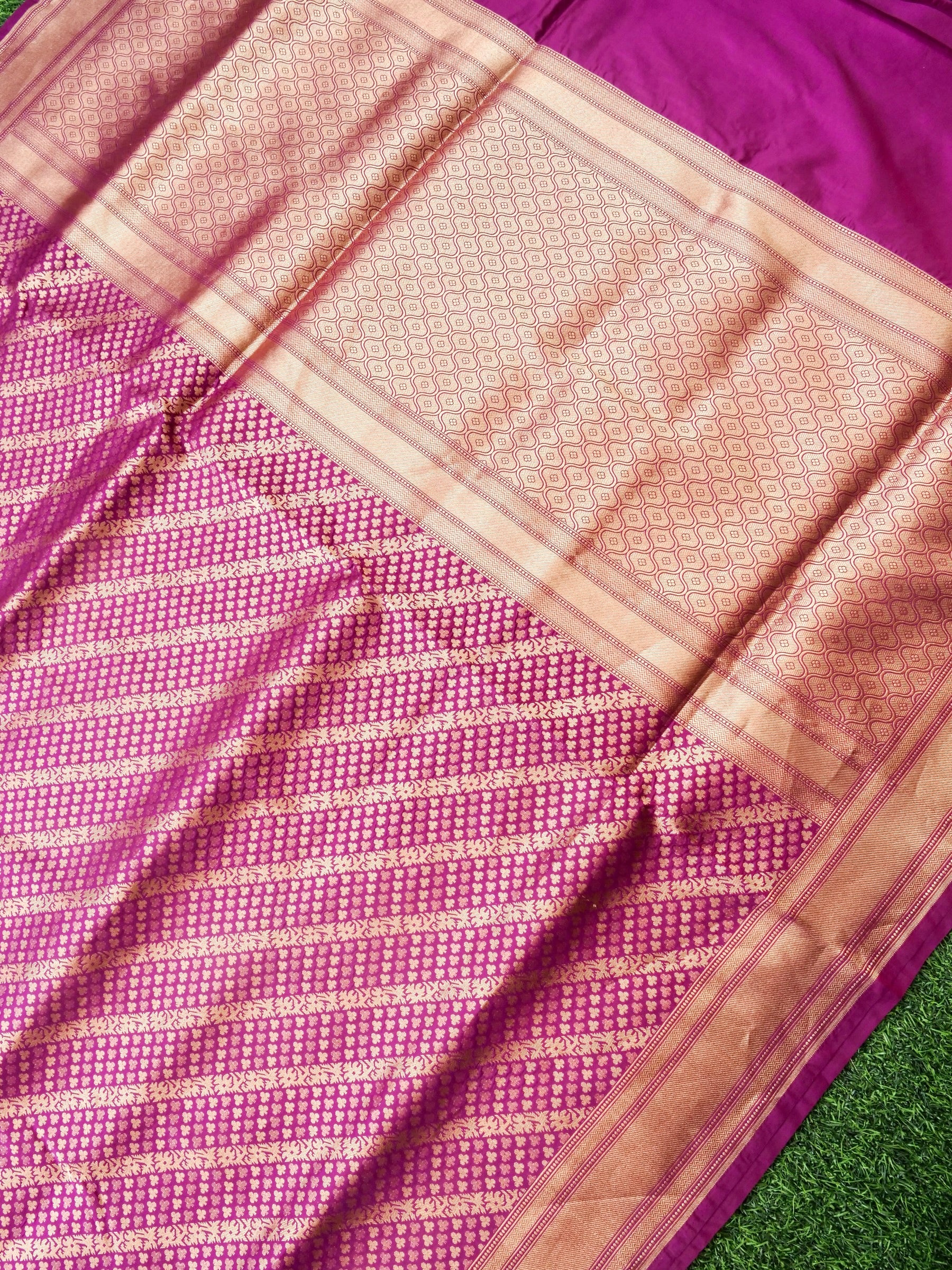 Handloom Banarasi Katan Silk Zari Tanchoi Saree - Khinkhwab
