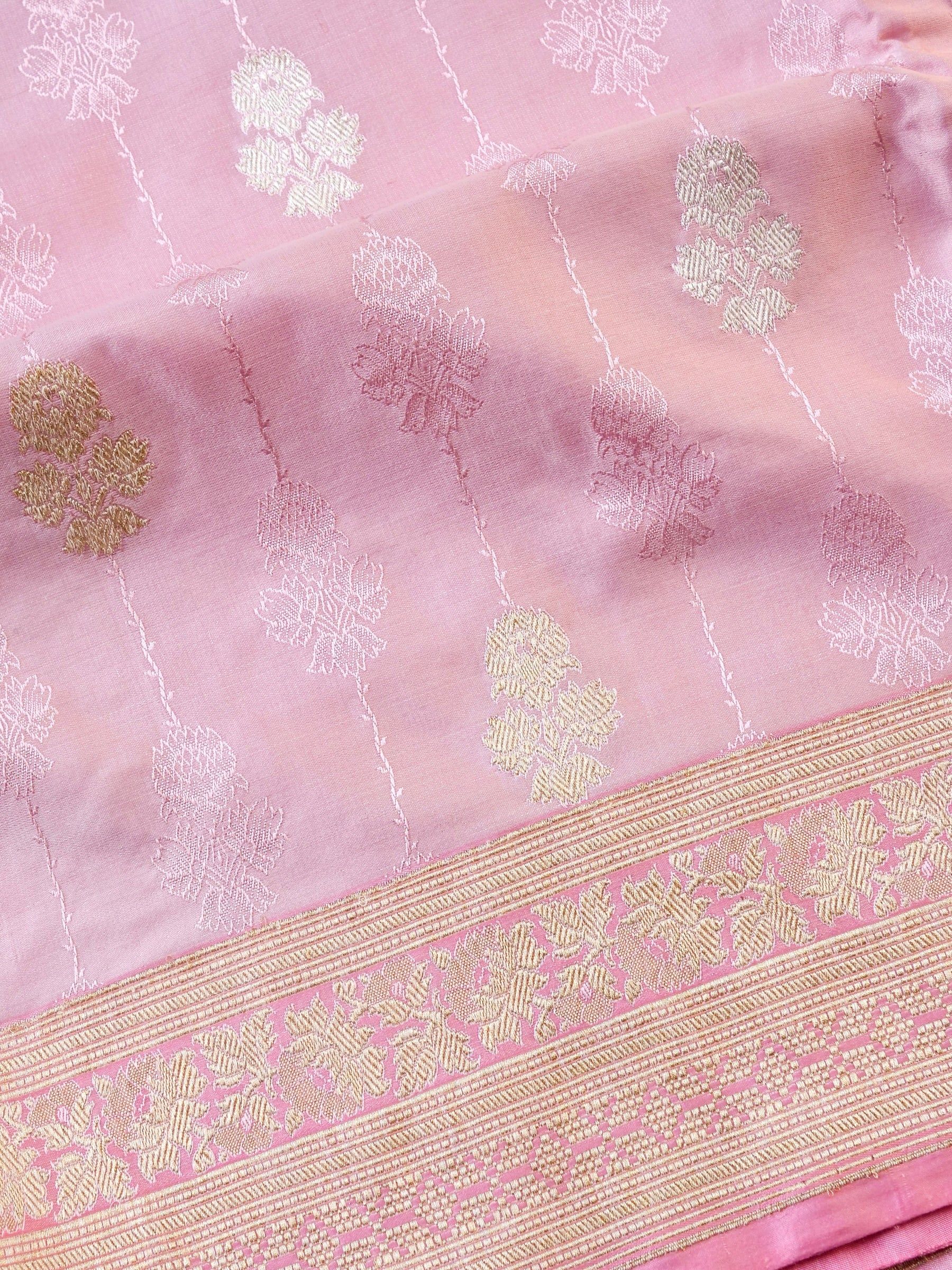 Handloom Banarasi Mashru Silk Tanchoi Kadwa Saree - Khinkhwab