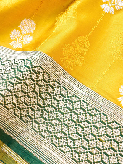 Handloom Banarasi Mashru Silk Tanchoi Kadwa Saree - Khinkhwab
