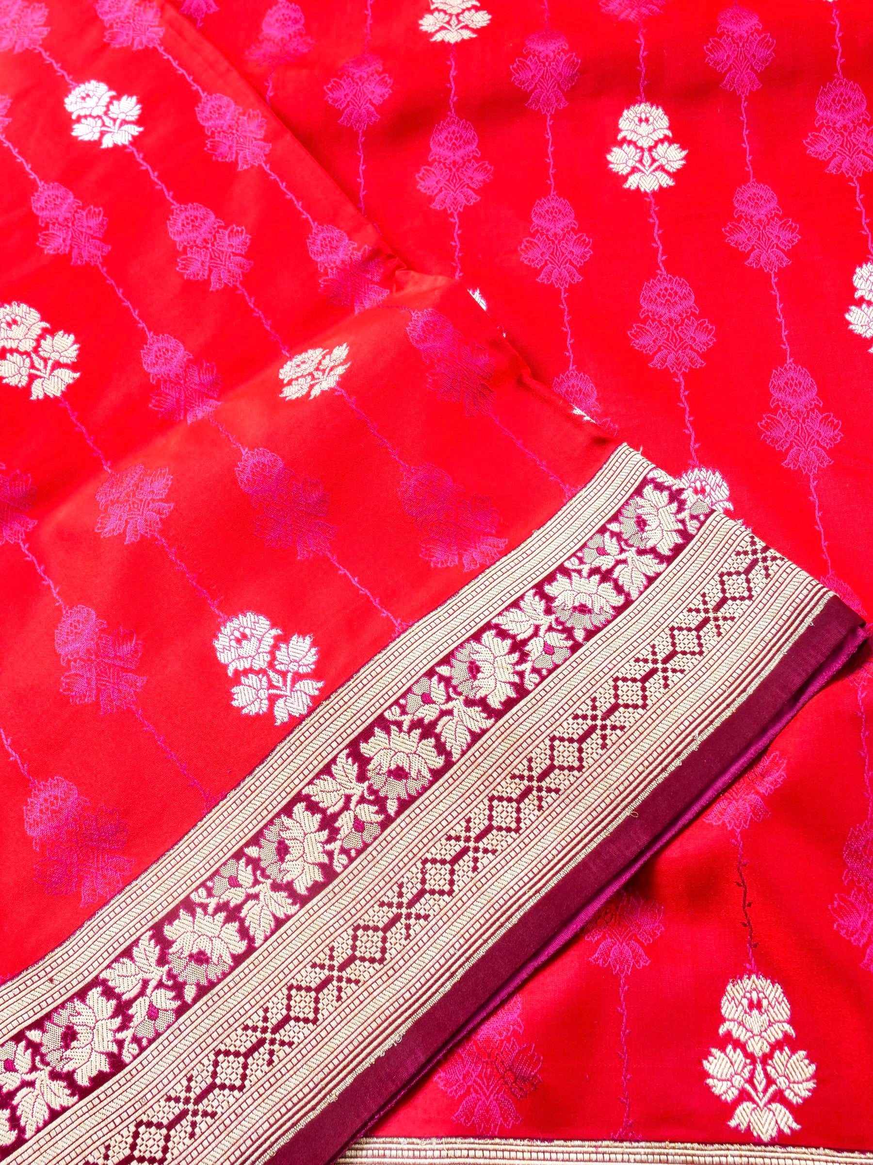 Handloom Banarasi Mashru Silk Tanchoi Kadwa Saree - Khinkhwab