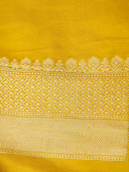 Handloom Banarasi Crepe Silk Saree with Zari Brocade - Khinkhwab