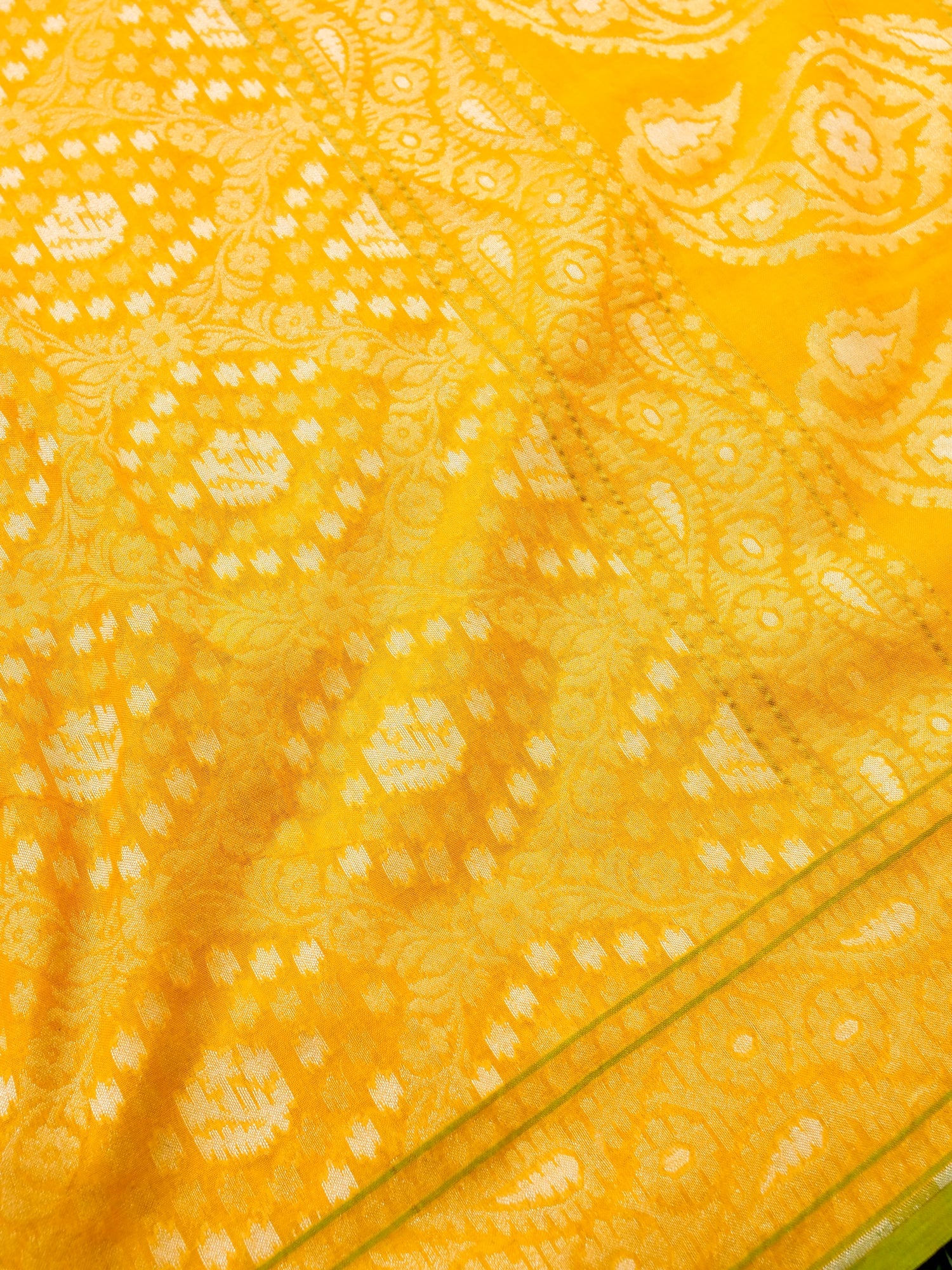 Banarasi Cotton Handloom Jamdani Ektara Saree - Khinkhwab