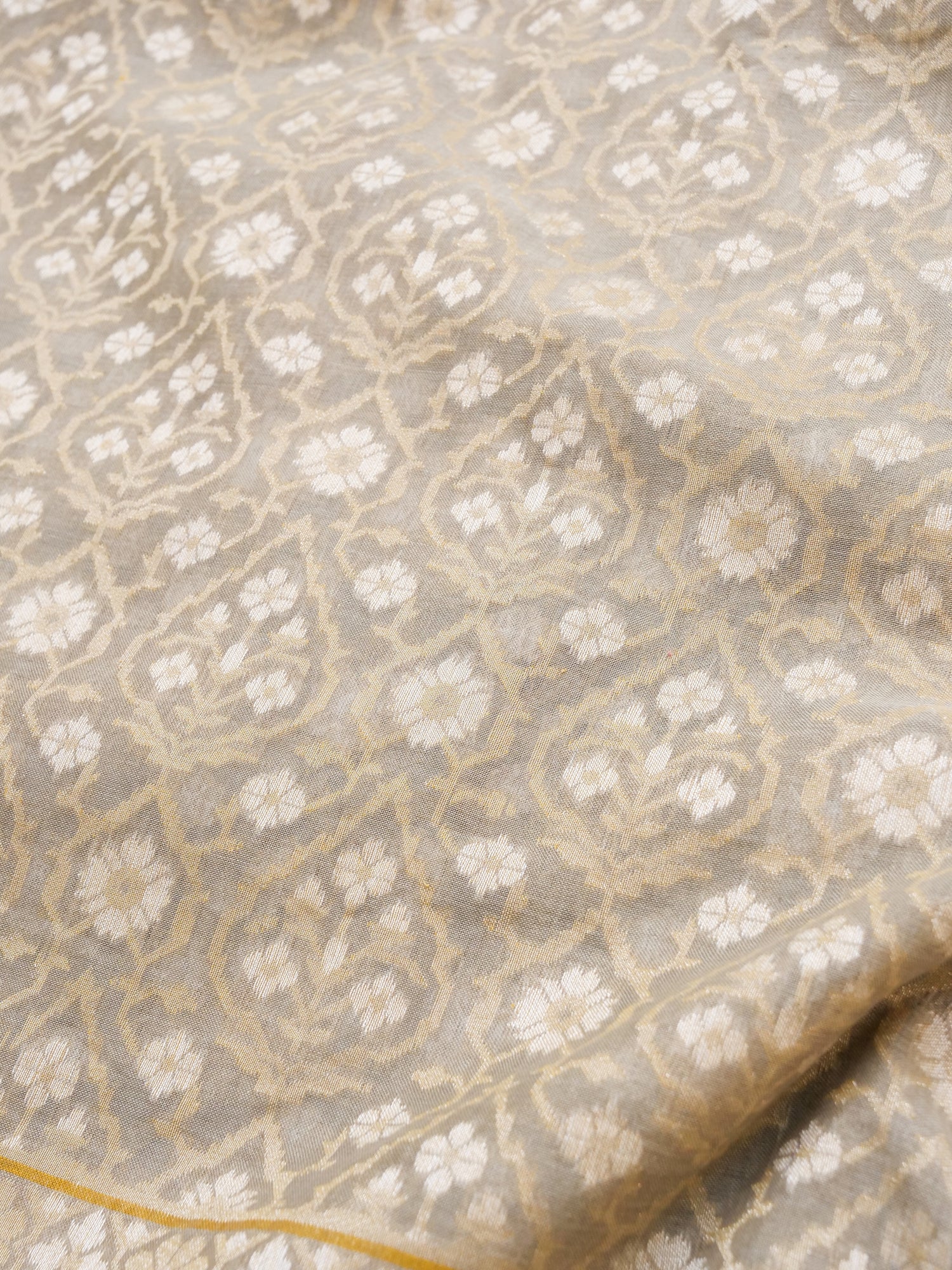 Banarasi Cotton Handloom Jamdani Ektara Saree - Khinkhwab