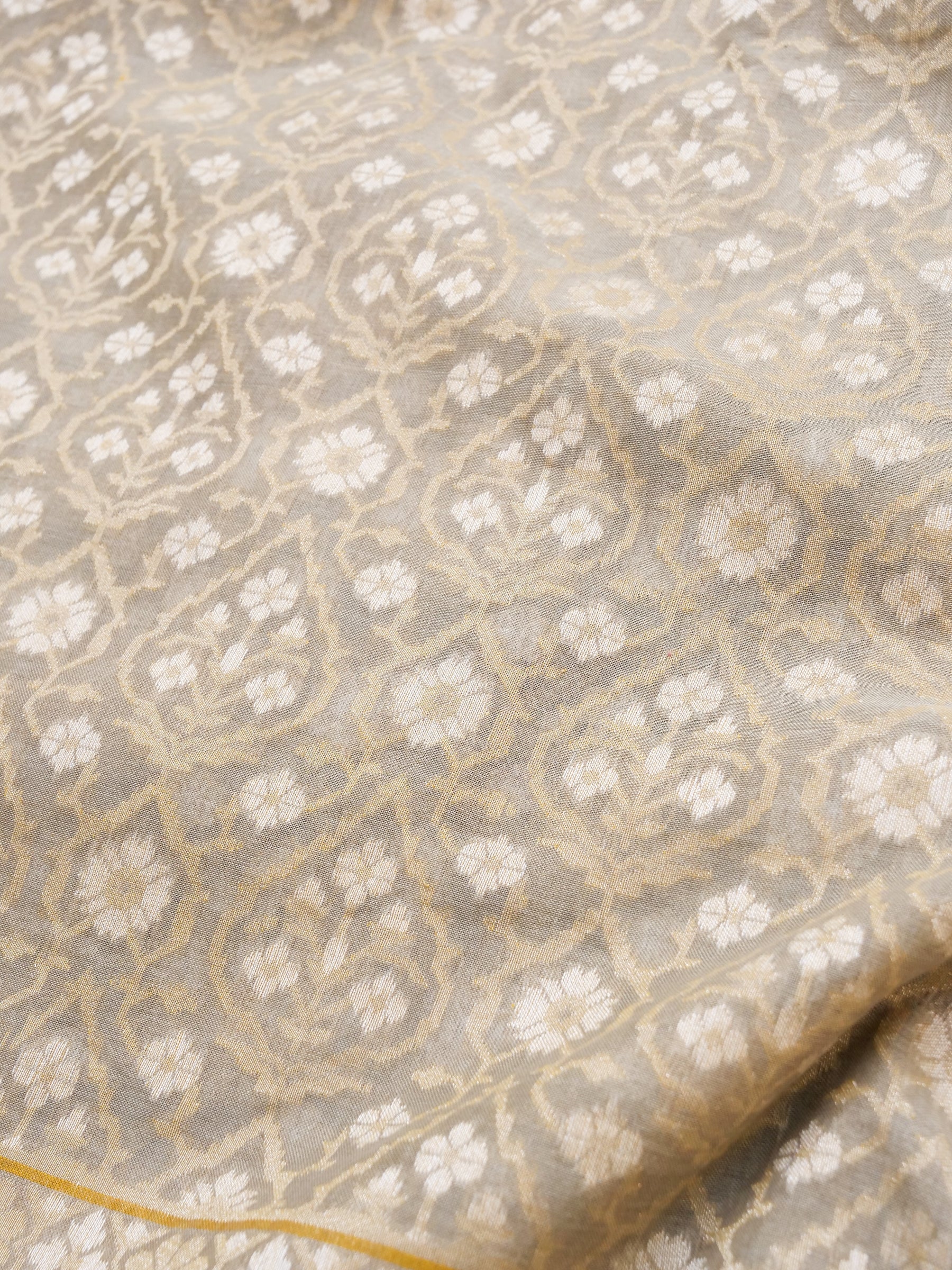 Banarasi Cotton Handloom Jamdani Ektara Saree - Khinkhwab