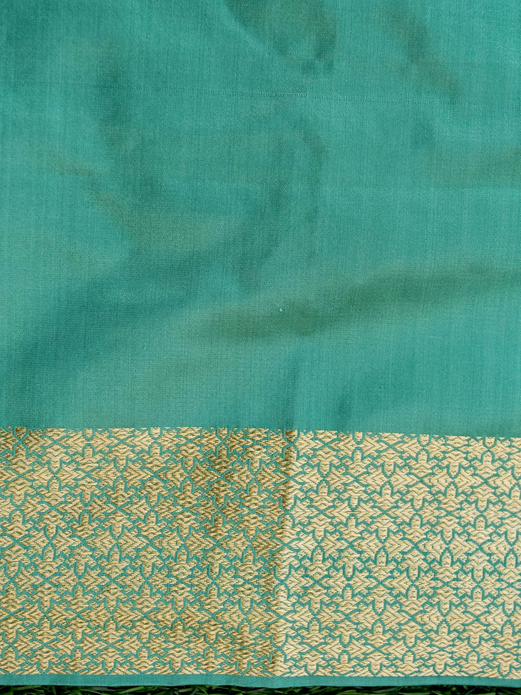 Handloom Banarasi Silk Sateen Tanchoi Saree - Khinkhwab