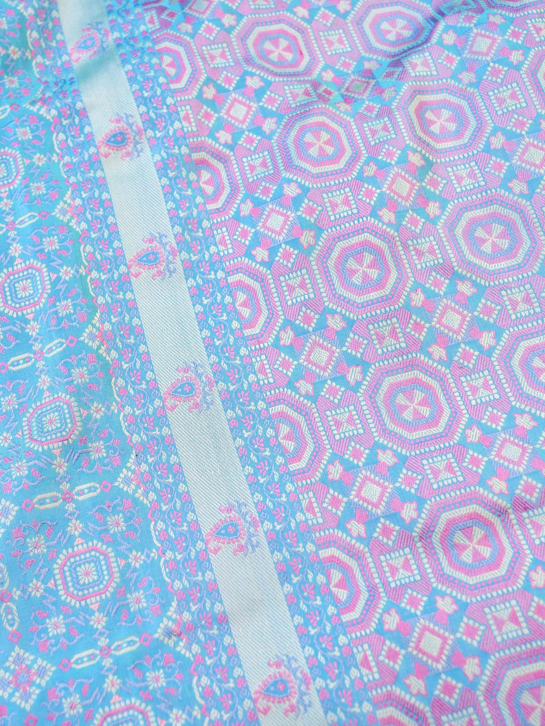 Handloom Banarasi Silk Sateen Tanchoi Saree with Resham - Khinkhwab