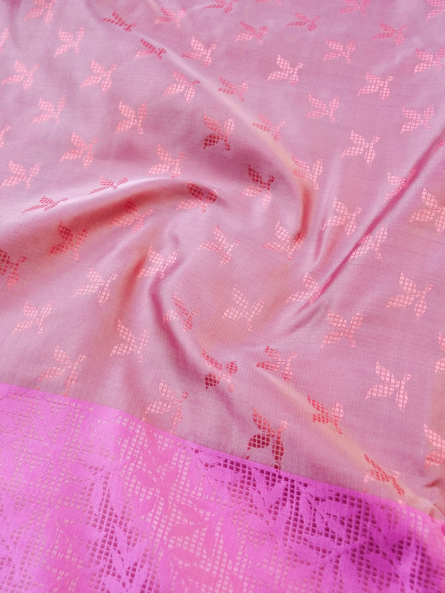 Handloom Banarasi Silk Sateen Tanchoi Saree with Skirt Border - Khinkhwab