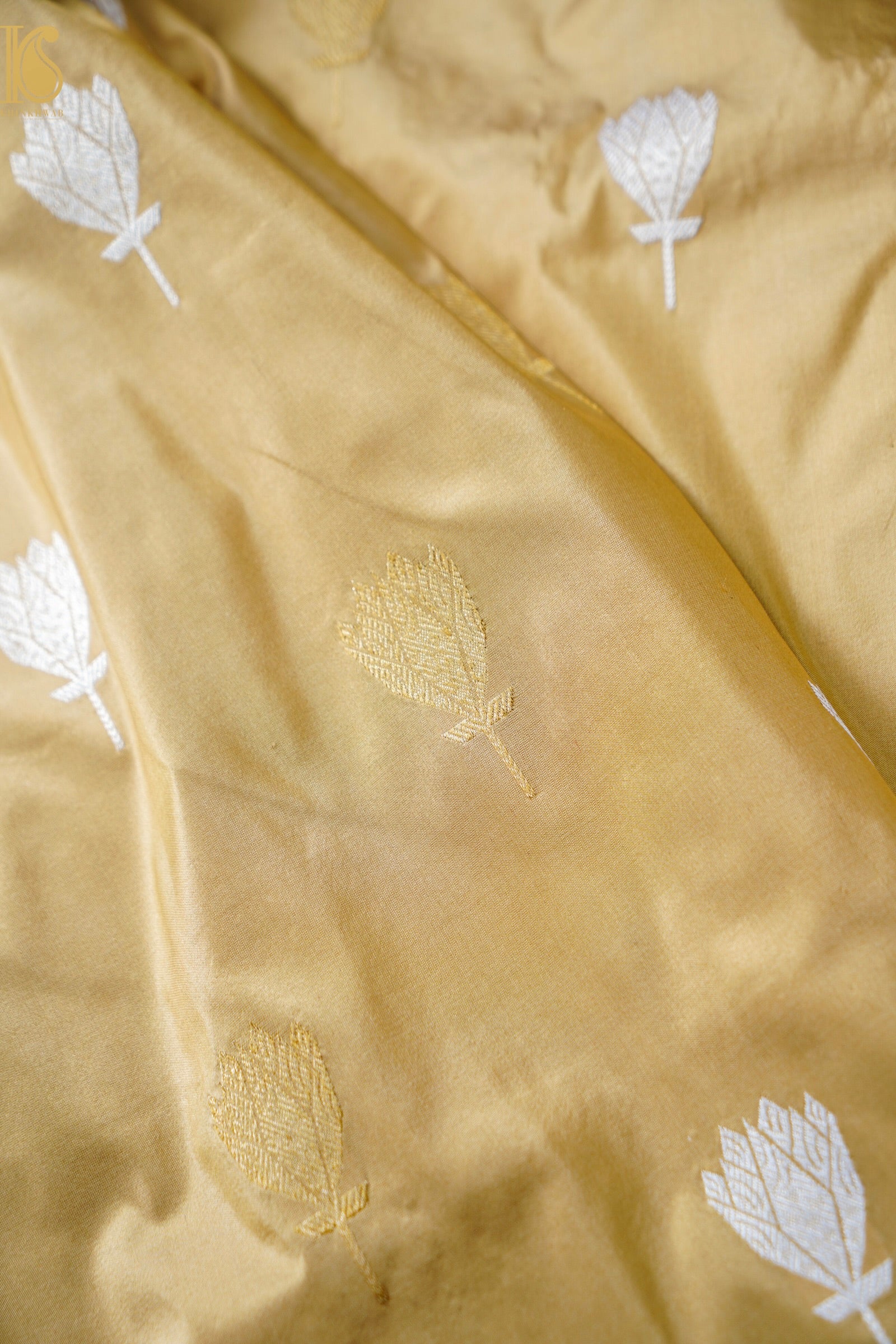 Handloom Banarasi Pure Katan Silk Kadwa Saree
