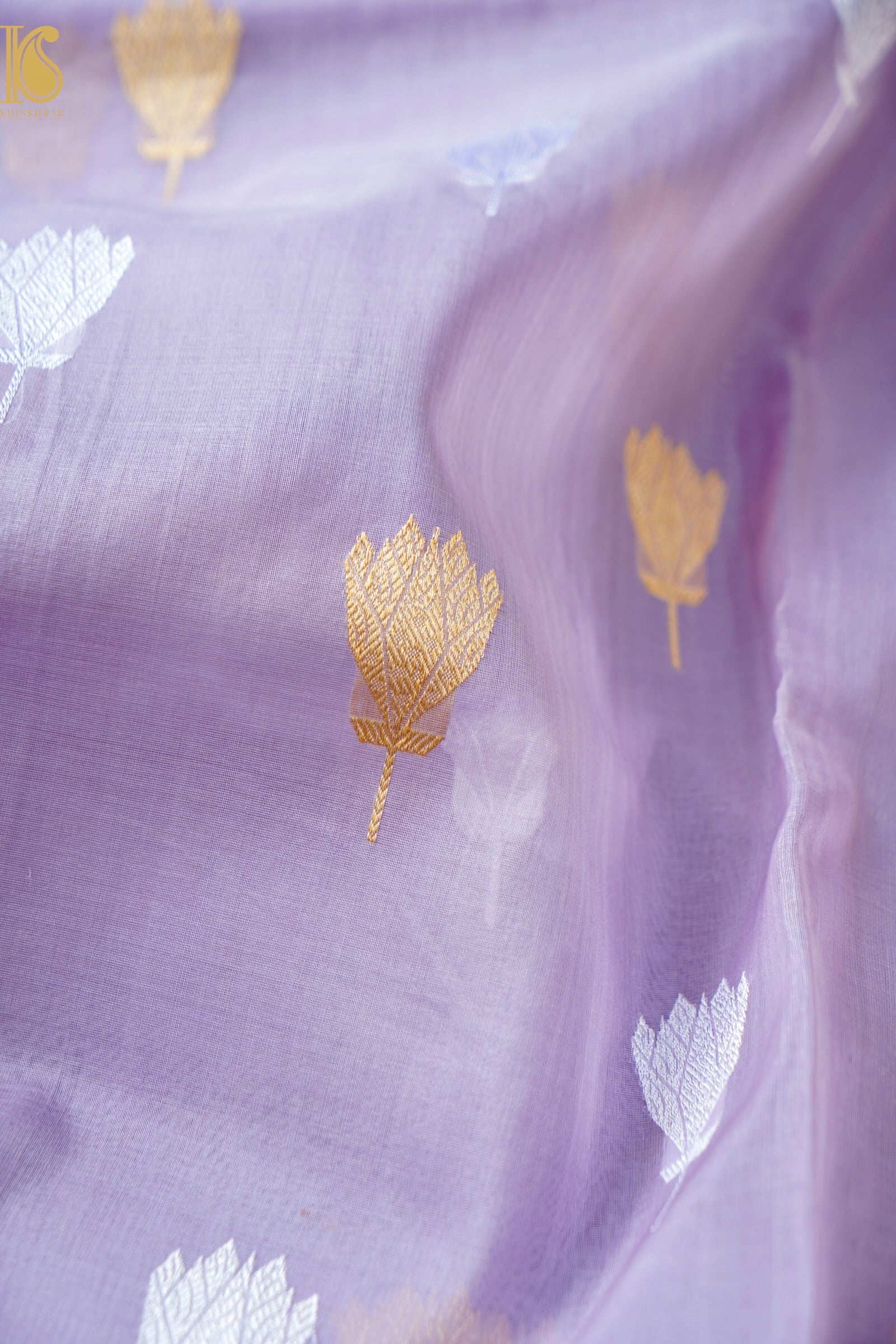Kora Handloom Banarasi Saree with Meena Border