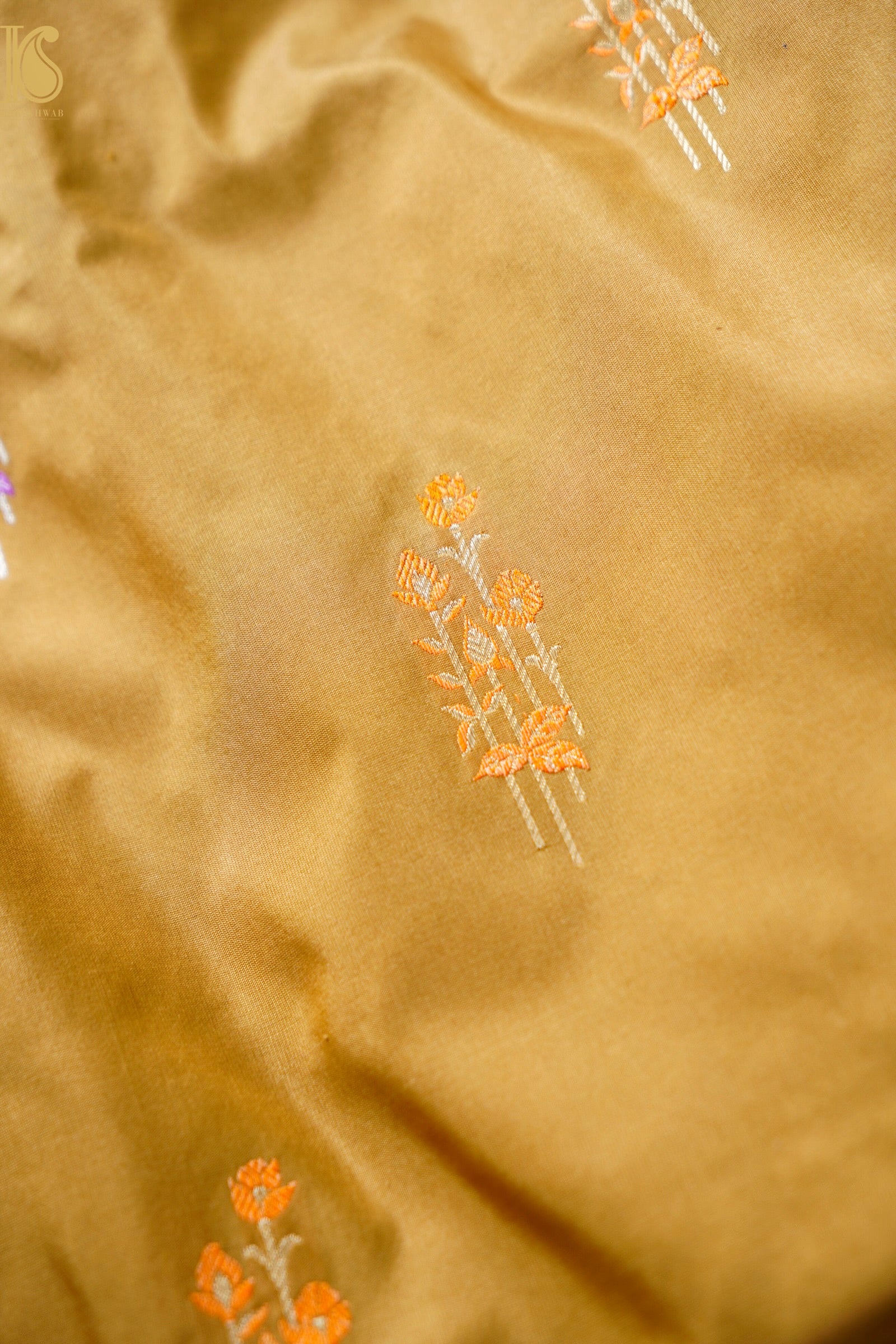 Handloom Banarasi Pure Katan Silk Kadwa Saree
