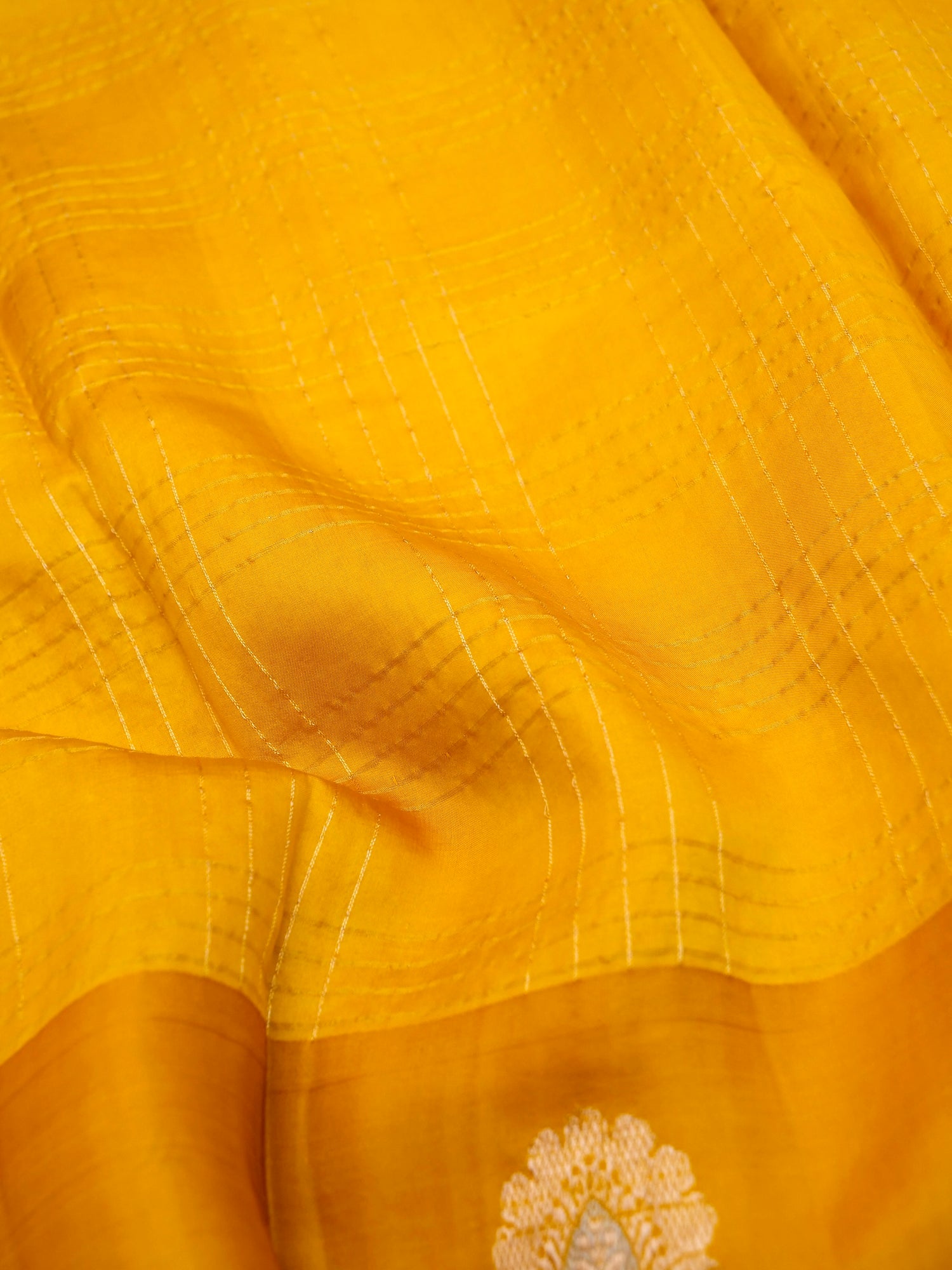 Handloom Banarasi Pure Katan Silk Kadwa Saree in Yellow - Khinkhwab