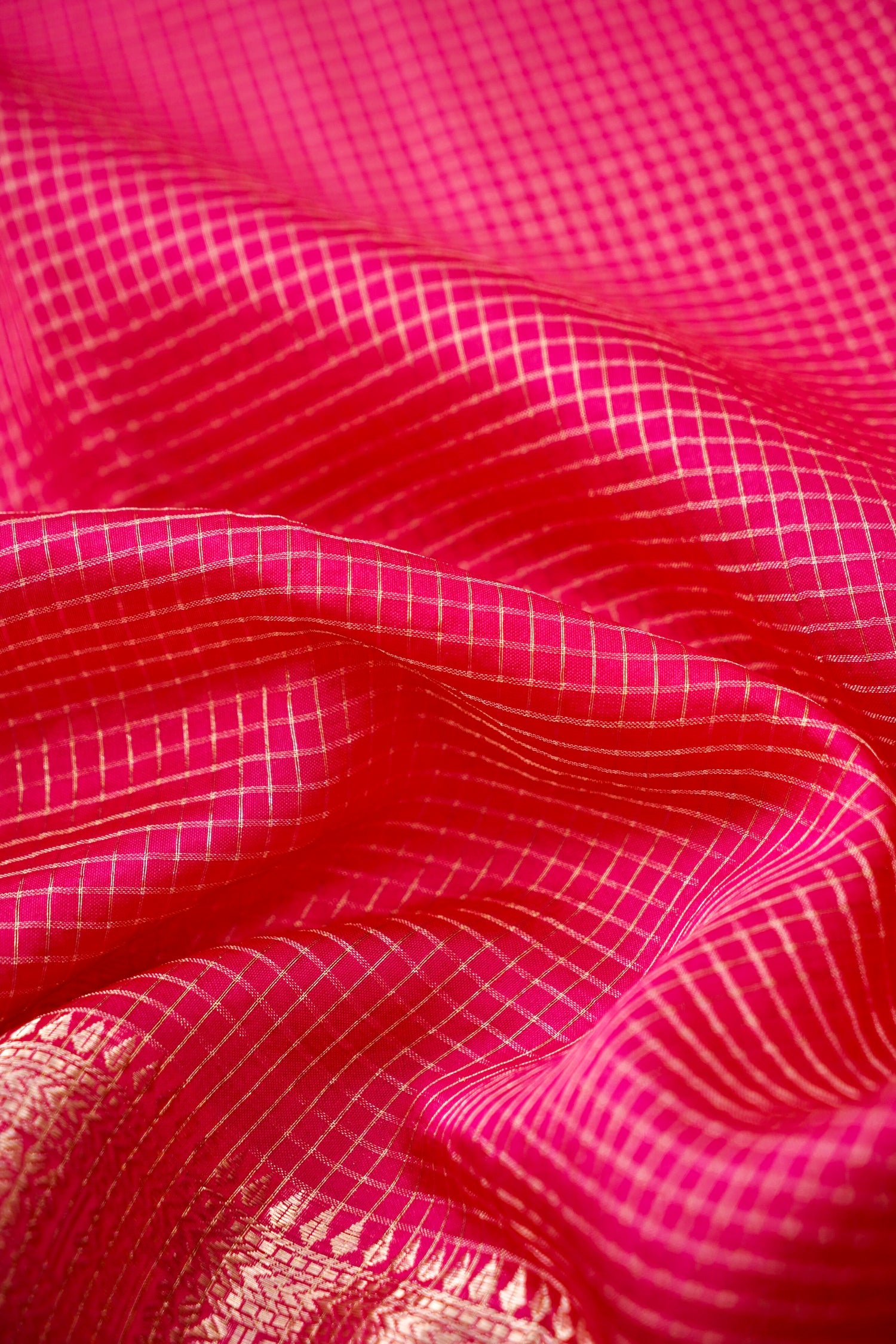 Handloom Dupion by Kora Silk Banarasi Check Saree in Pink - Khinkhwab