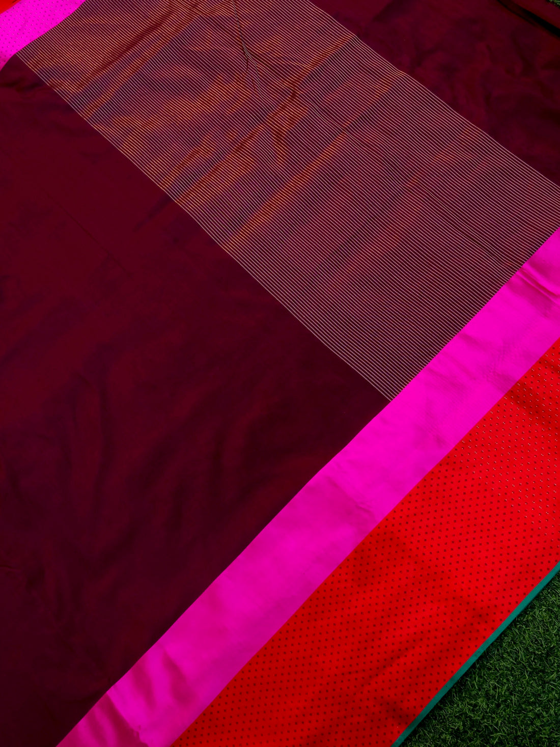 Handwoven Pure Mashru Silk Banarasi Saree in Wine - Khinkhwab
