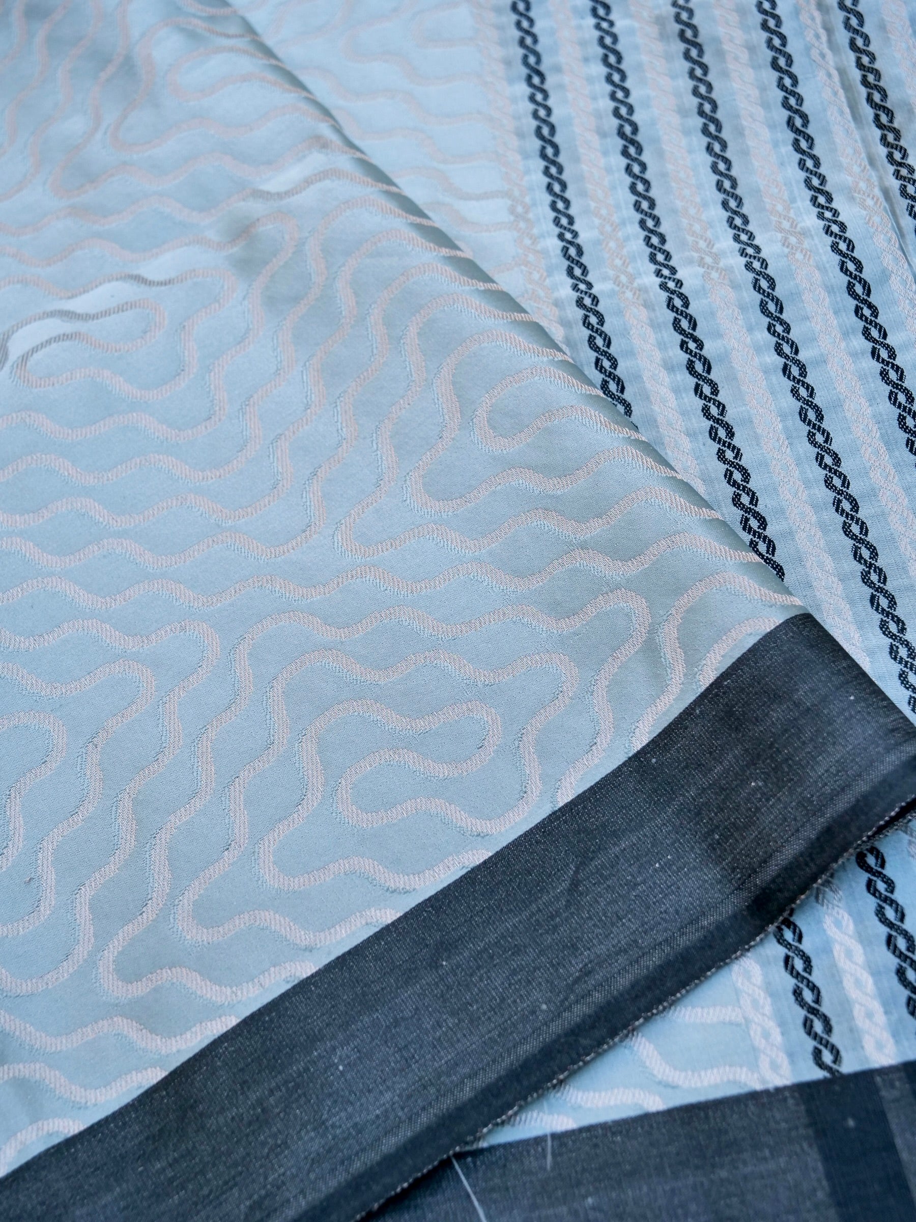 Handwoven Pure Mashru Satin Silk Tanchoi Banarasi Saree - Khinkhwab