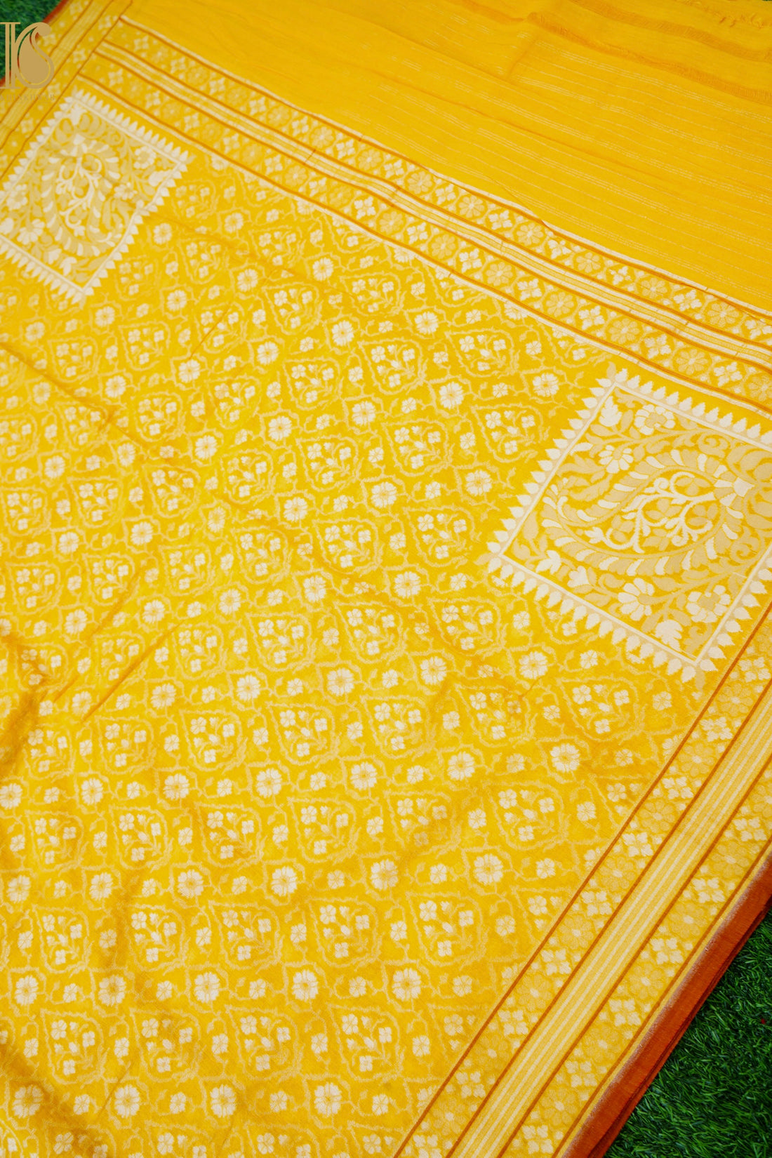 Banarasi Cotton Handloom Jamdani Ektara Saree