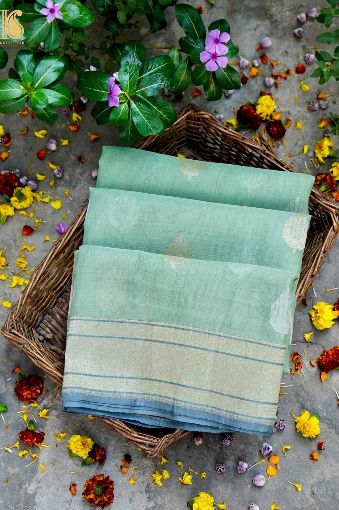 Banarasi Cotton Handloom Kadwa Ektara Konya Saree