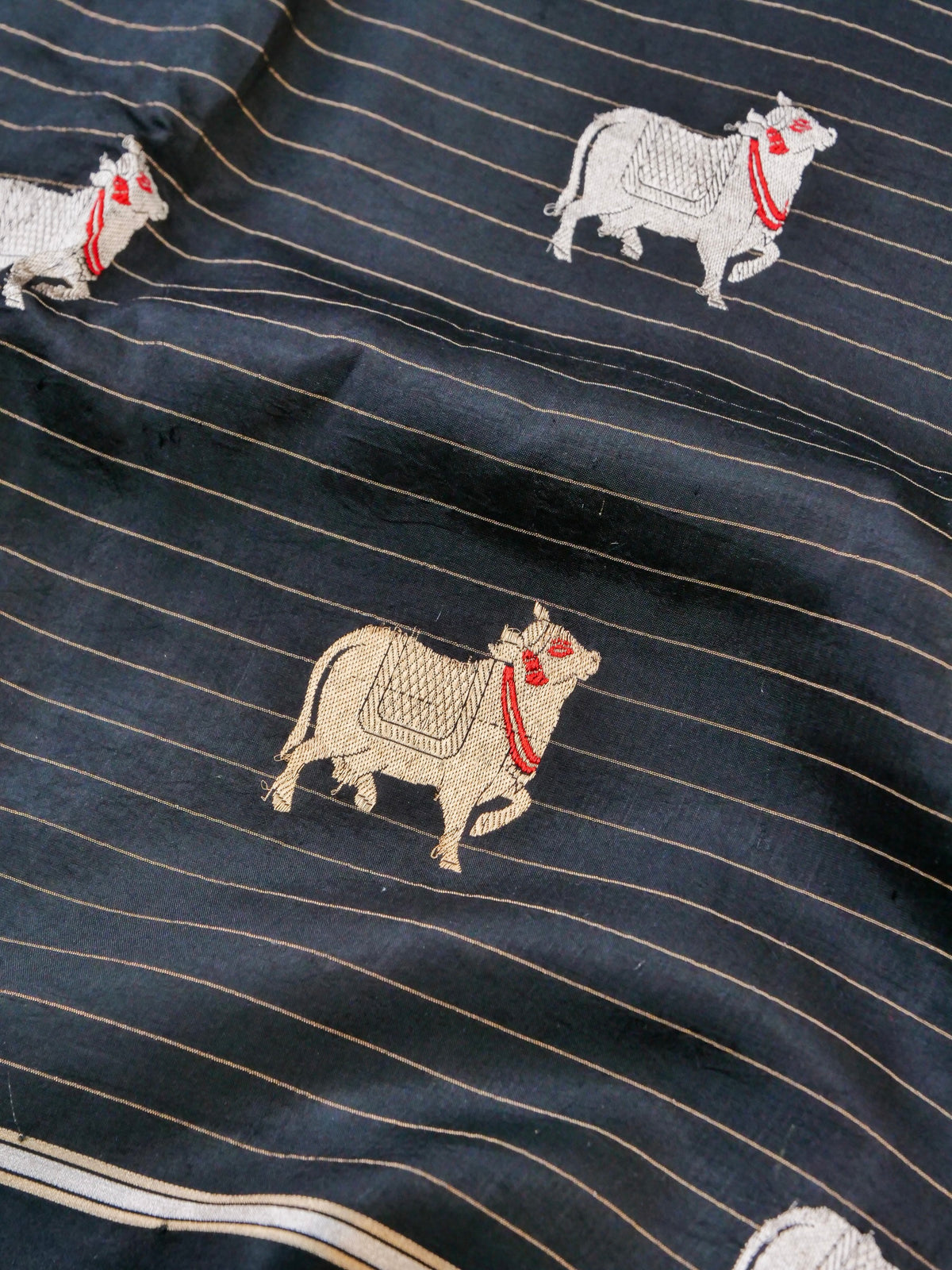 Handwoven Banarasi Katan Silk Kadwa Saree with Meenakari Nandi Motif in Black