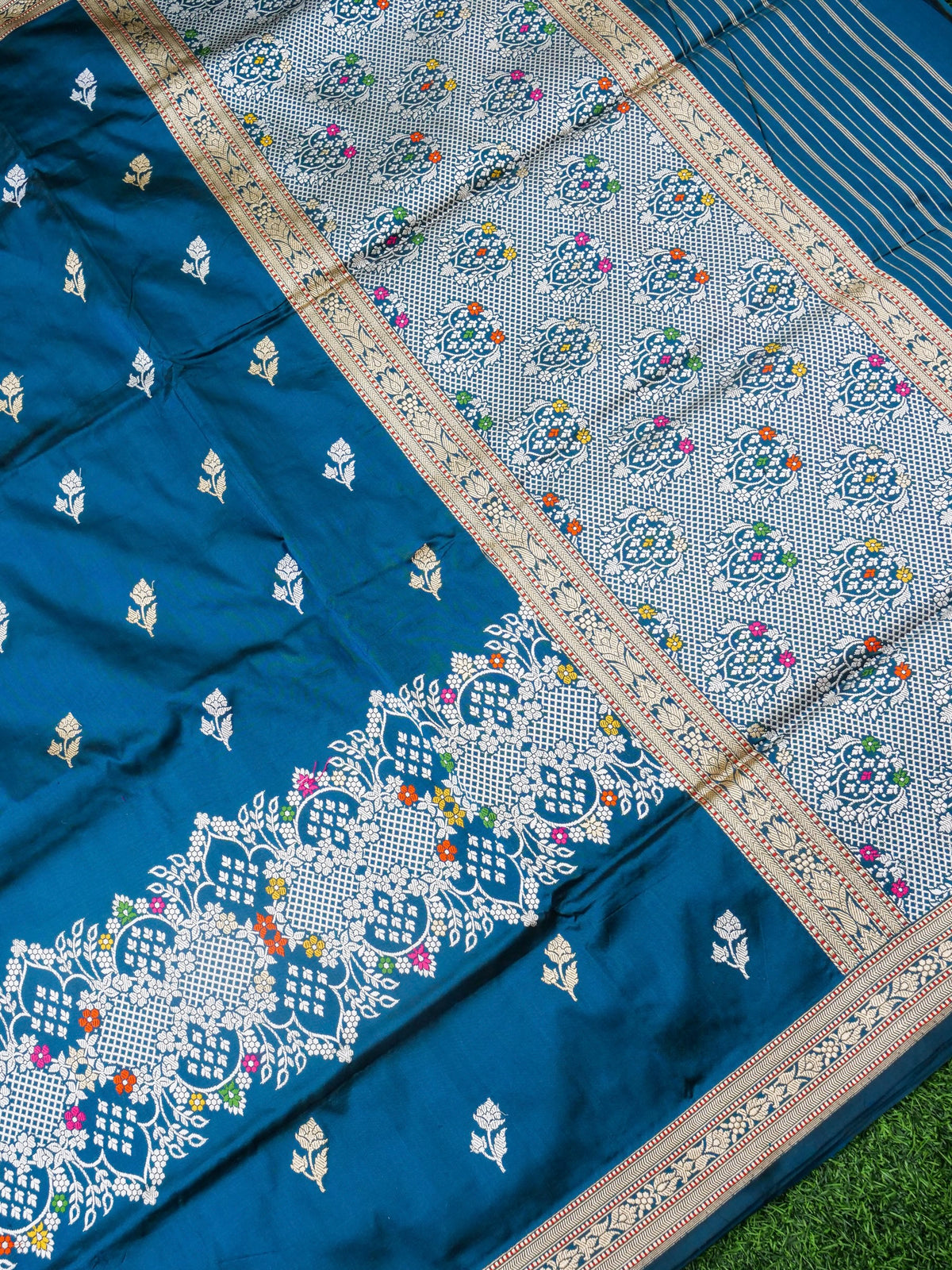 Handwoven Banarasi Katan Silk Kadwa Booti Saree with Tilfi Skirt Border in Sapphire Blue