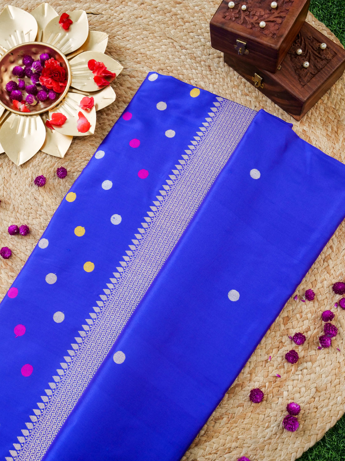 Handwoven Banarasi Katan Silk Polka Dot Booti Saree in Royal Blue