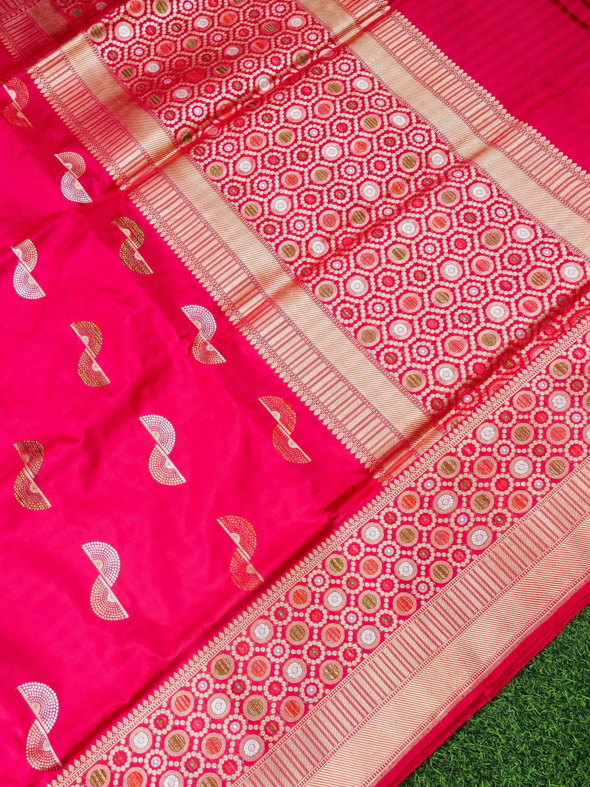 Handwoven Banarasi Katan Silk Double Tani Alfi Boota Saree in Cerise Pink