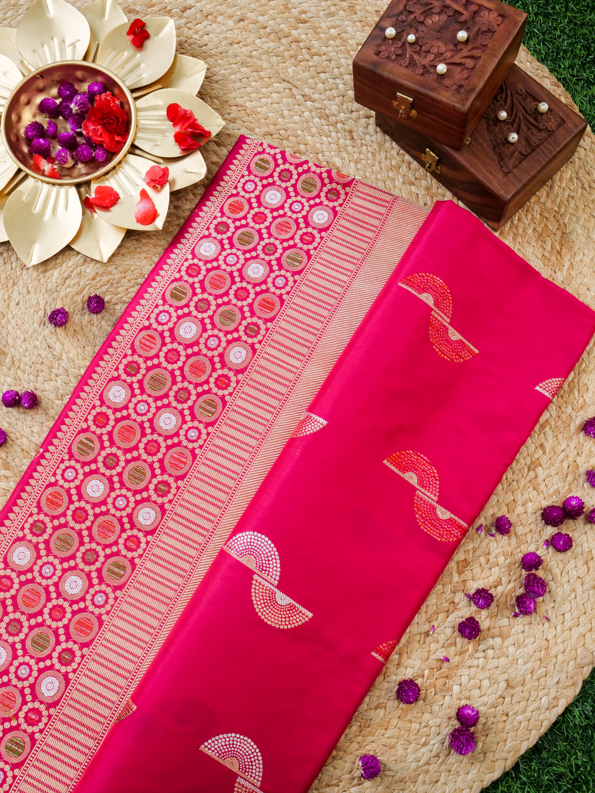Handwoven Banarasi Katan Silk Double Tani Alfi Boota Saree in Cerise Pink