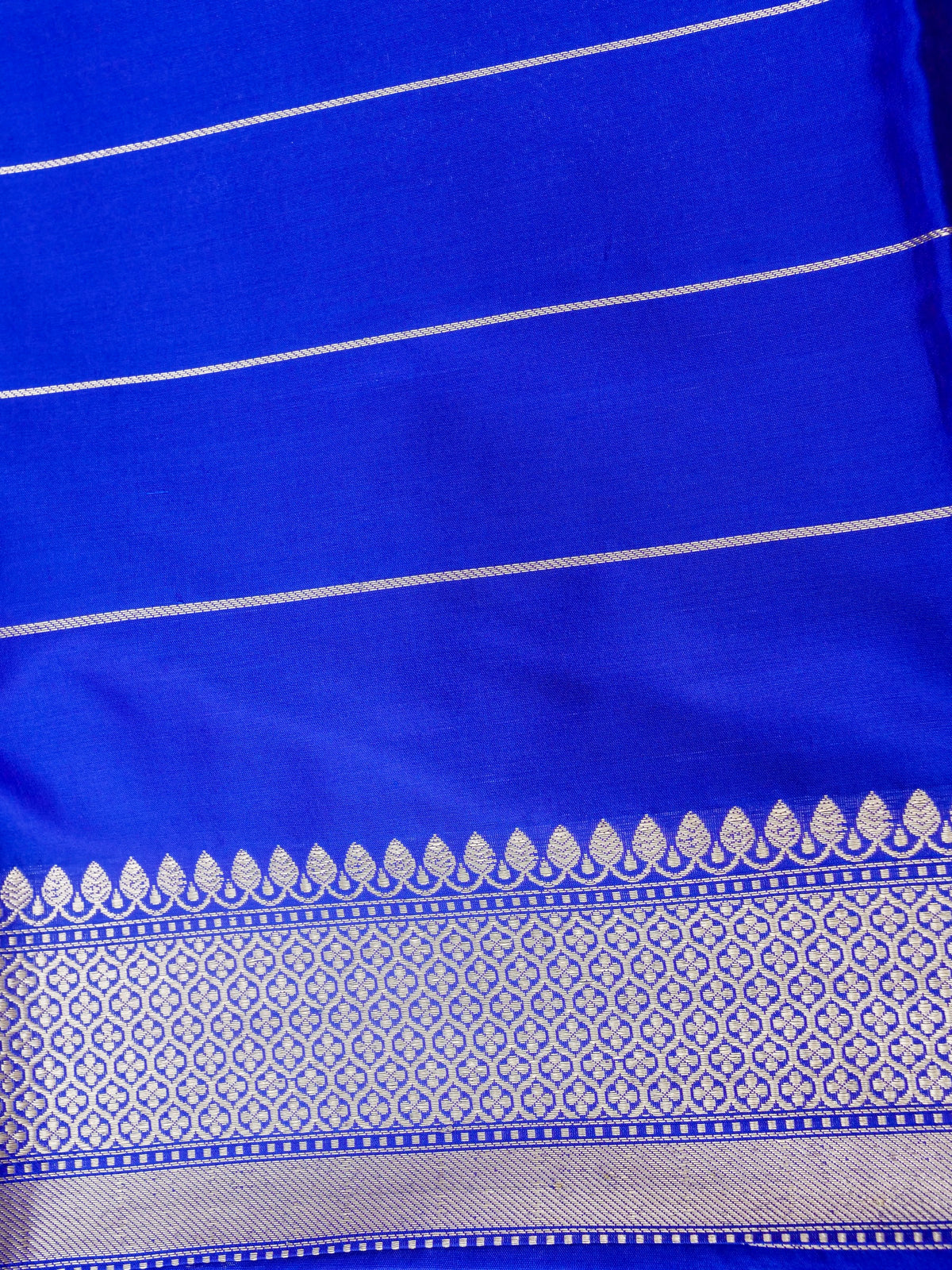 Handwoven Banarasi Katan Silk Polka Dot Booti Saree in Royal Blue