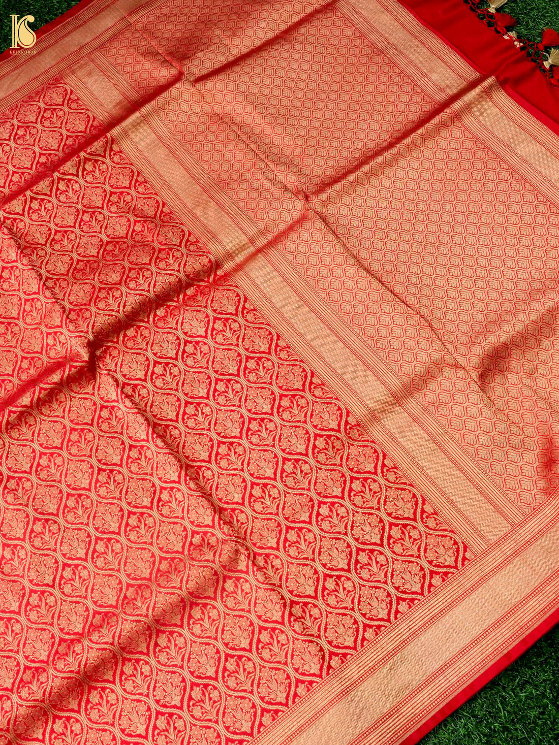 Handwoven Banarasi Zari Tanchoi Silk Saree in Red