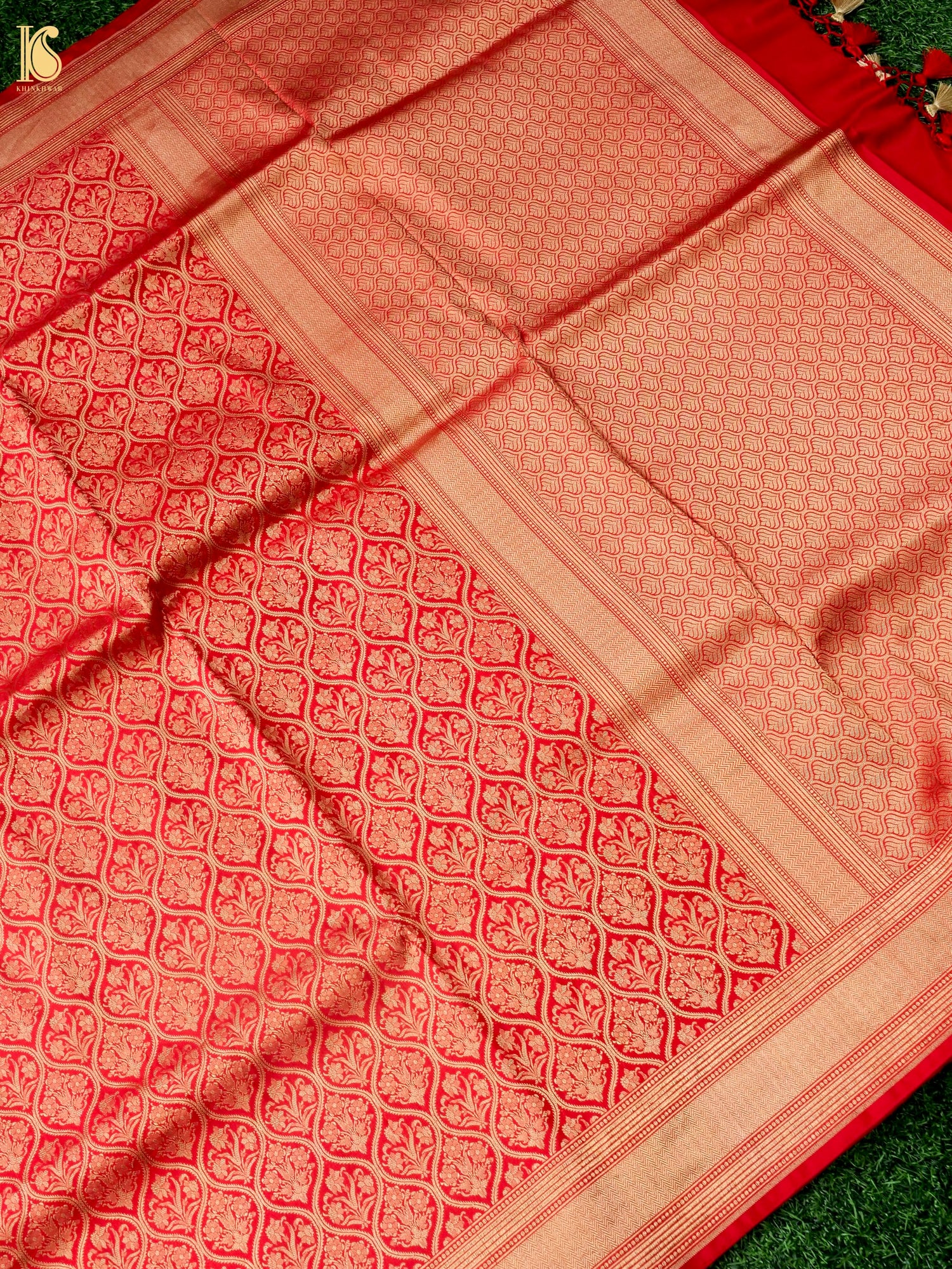 Handwoven Banarasi Zari Tanchoi Silk Saree in Red