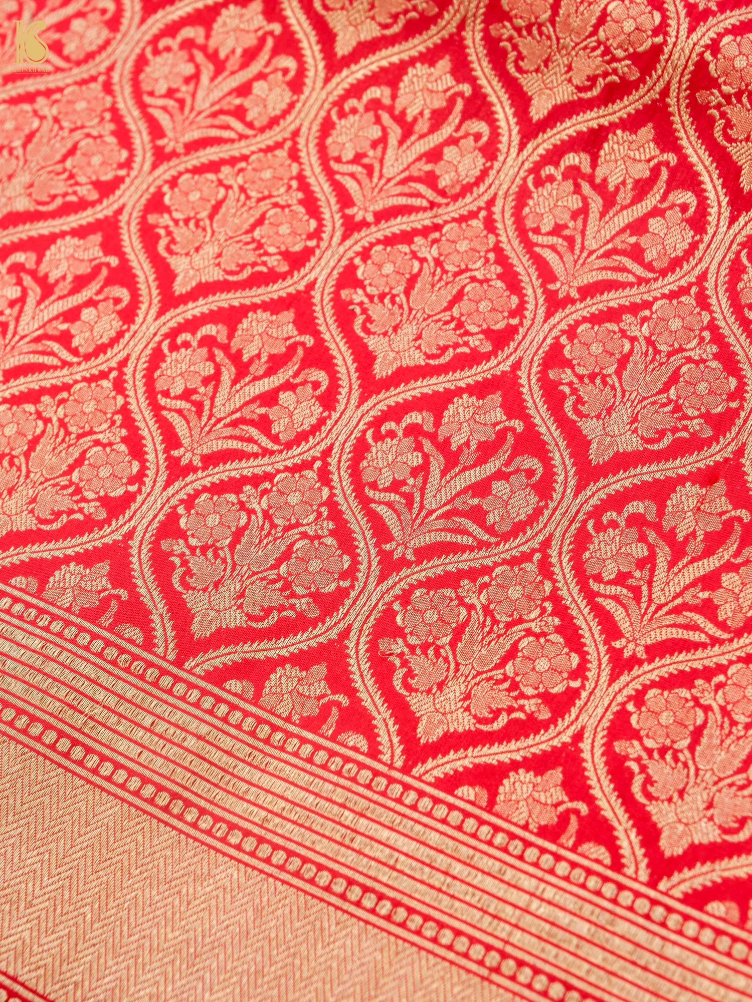 Handwoven Banarasi Zari Tanchoi Silk Saree in Red