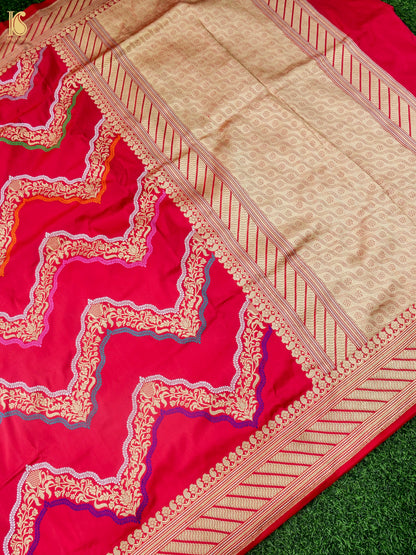 Handwoven Banarasi Silk Kadwa Zig Zag Saree in Red