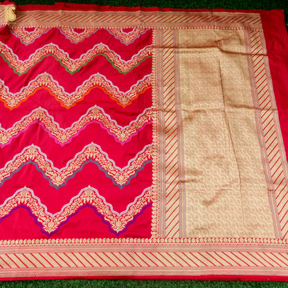 Handwoven Banarasi Silk Kadwa Zig Zag Saree in Red