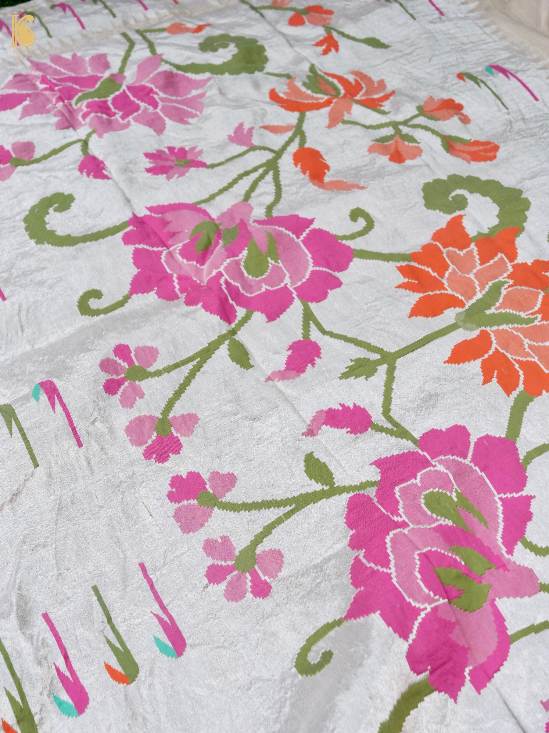 Handwoven Banarasi Tussar Silk Muniya Saree in Beige