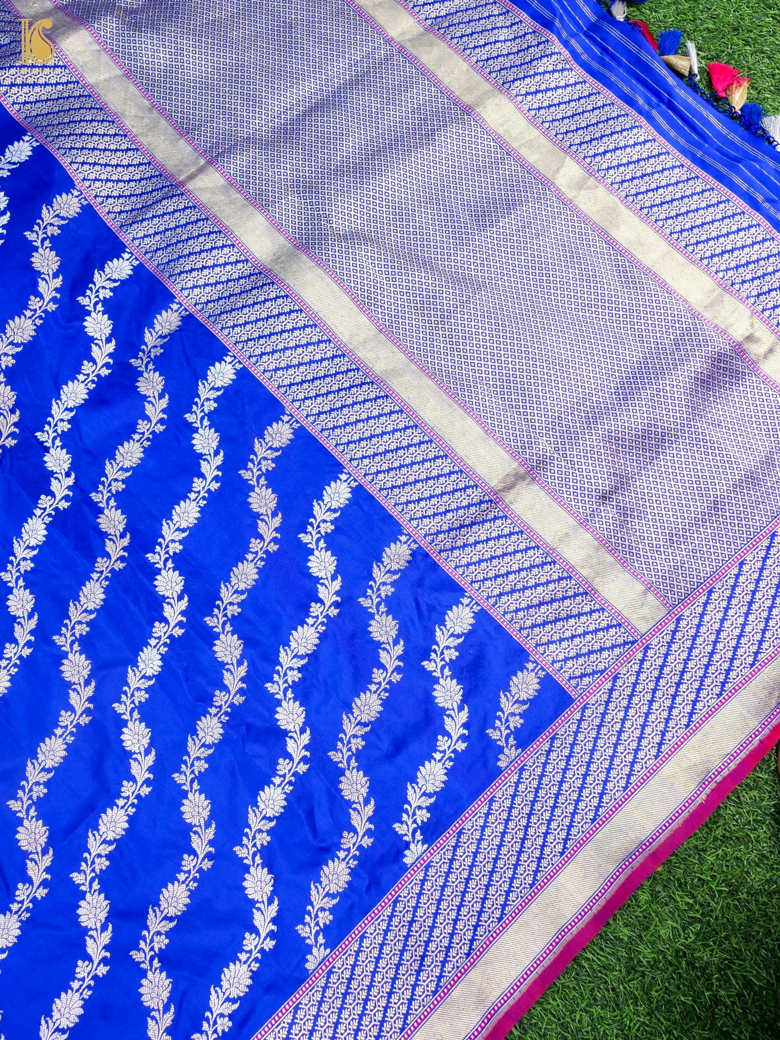 Pure Silk Aada Handwoven Banarasi Saree