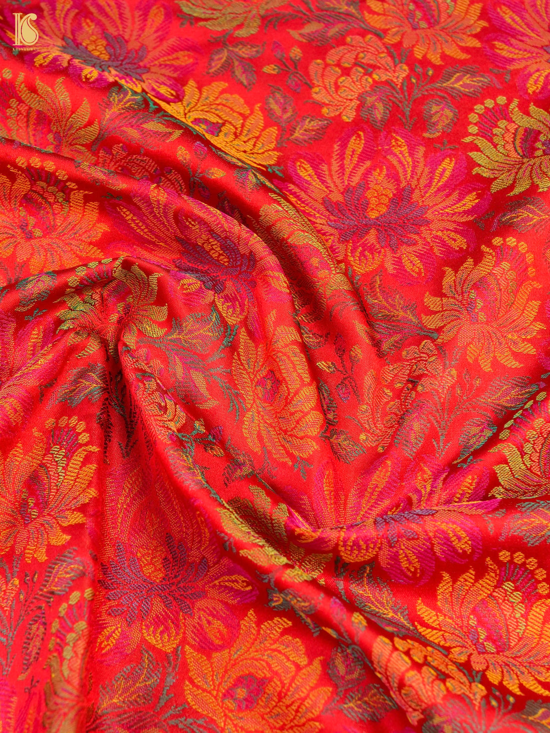 Handloom Banarasi Tanchoi Silk Dahlia Fabric