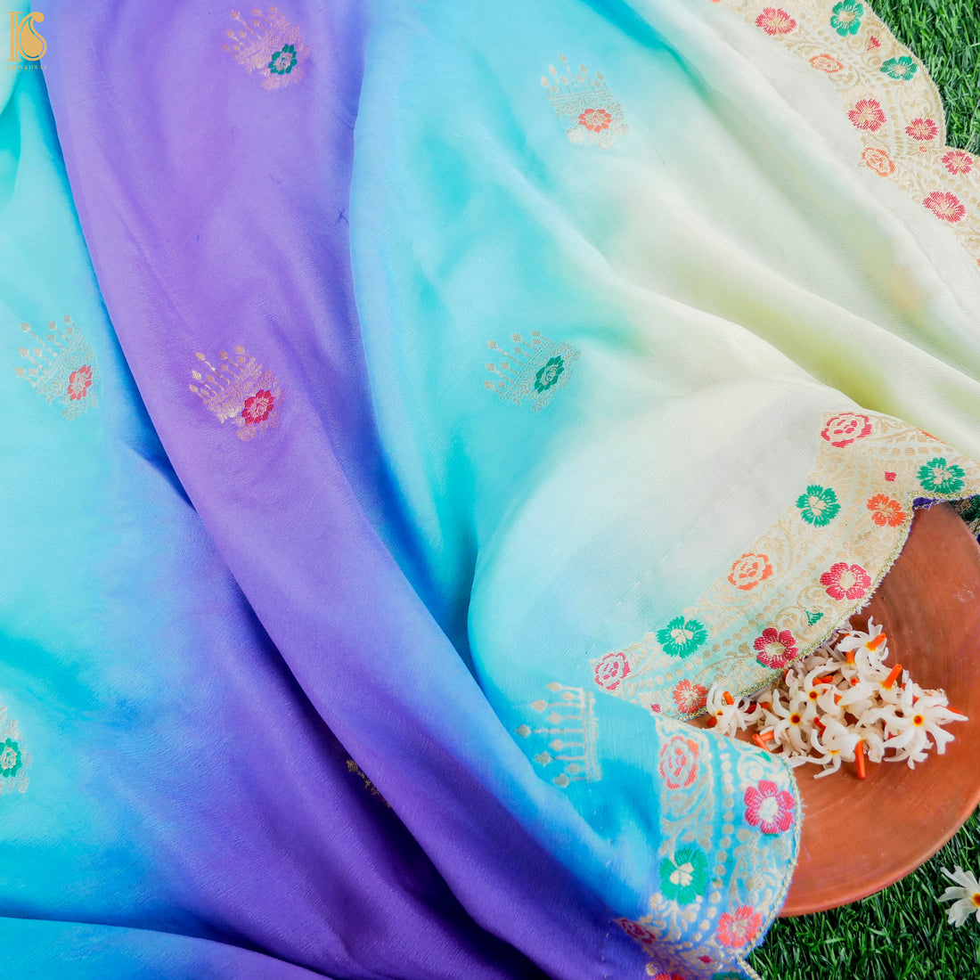 Pure Georgette Handloom Banarasi Scalloped Border Jhumka Dupatta - Khinkhwab