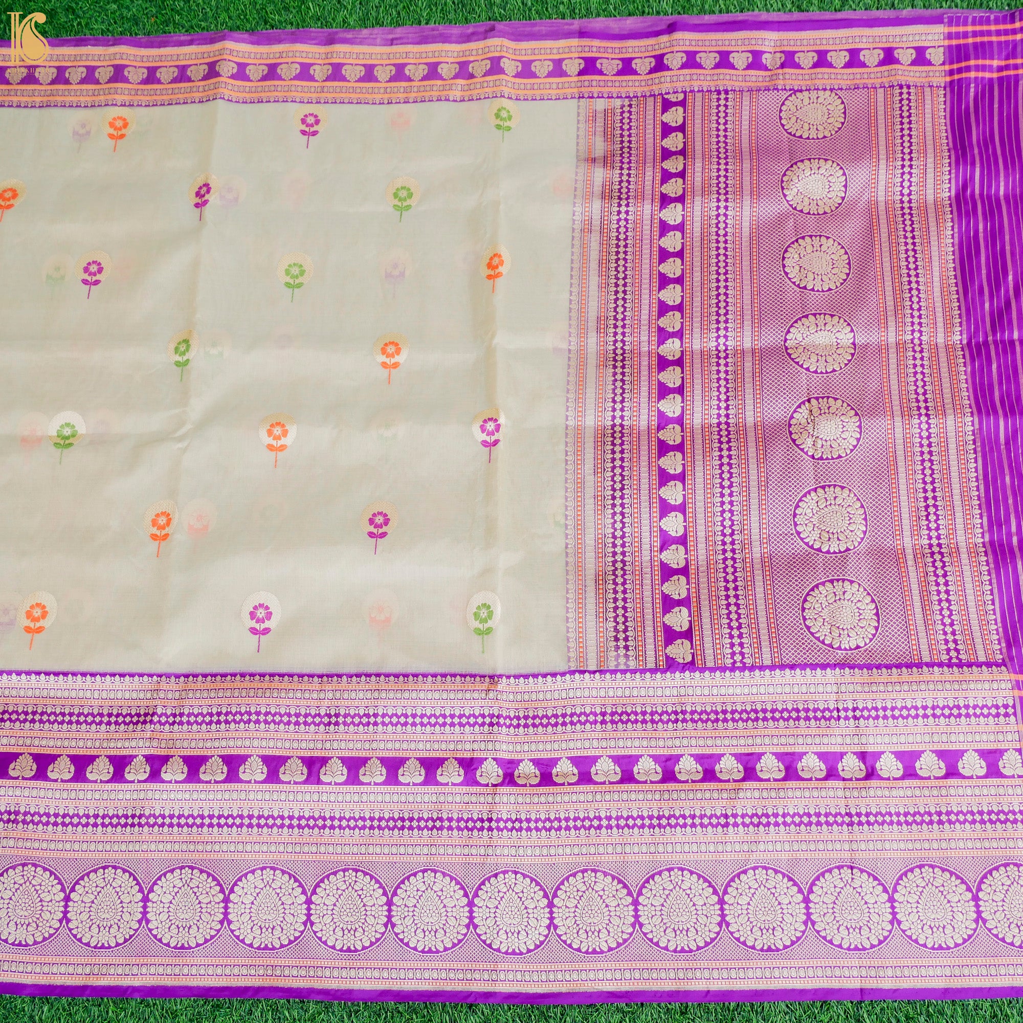 Handloom Banarasi Kora by Tissue Kadwa Green White Saree - Khinkhwab