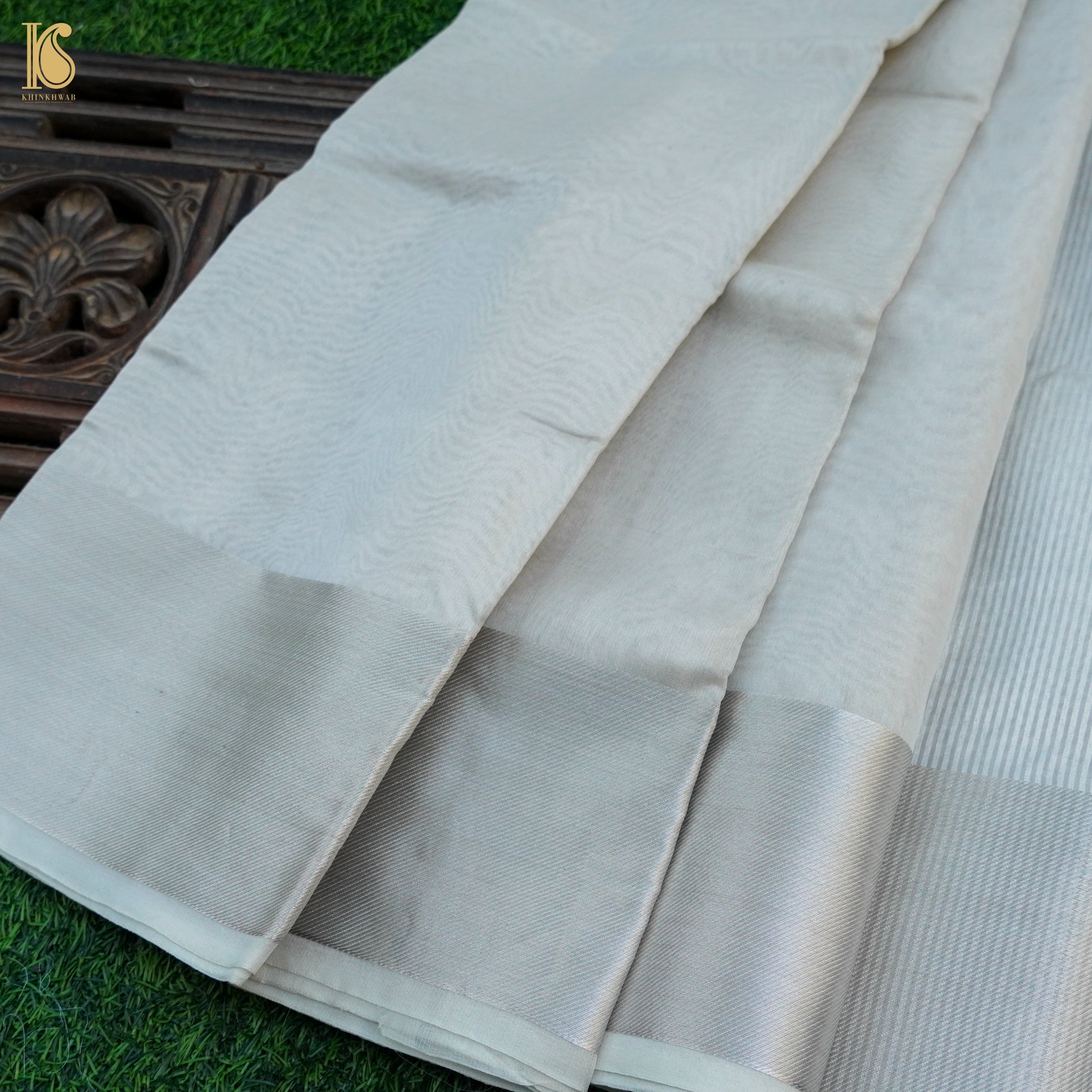 Silver Pure Tissue Silk Handwoven Banarasi Saree - Khinkhwab