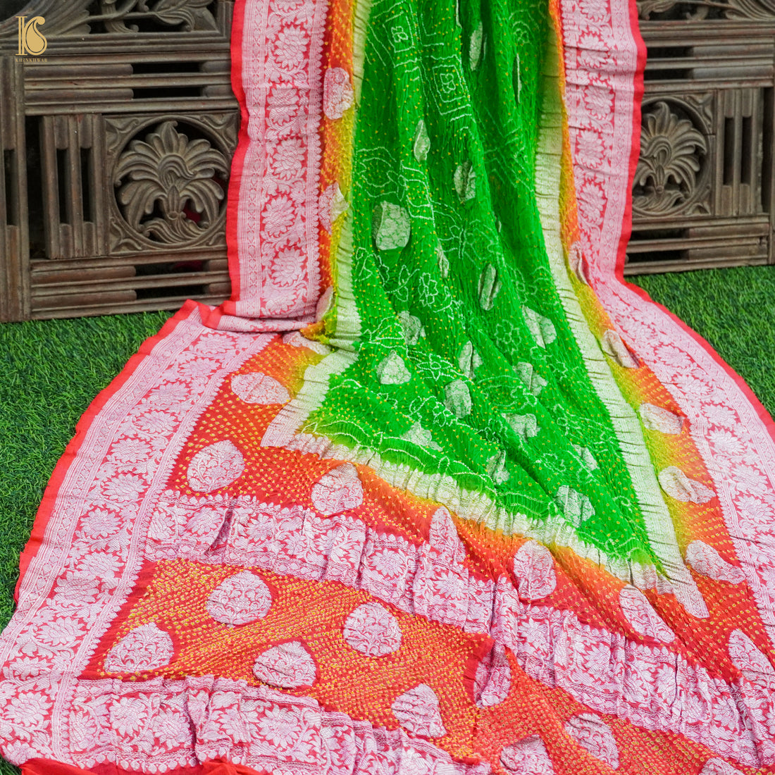 Green &amp; Orange Pure Georgette Handloom Banarasi Bandhani Saree - Khinkhwab