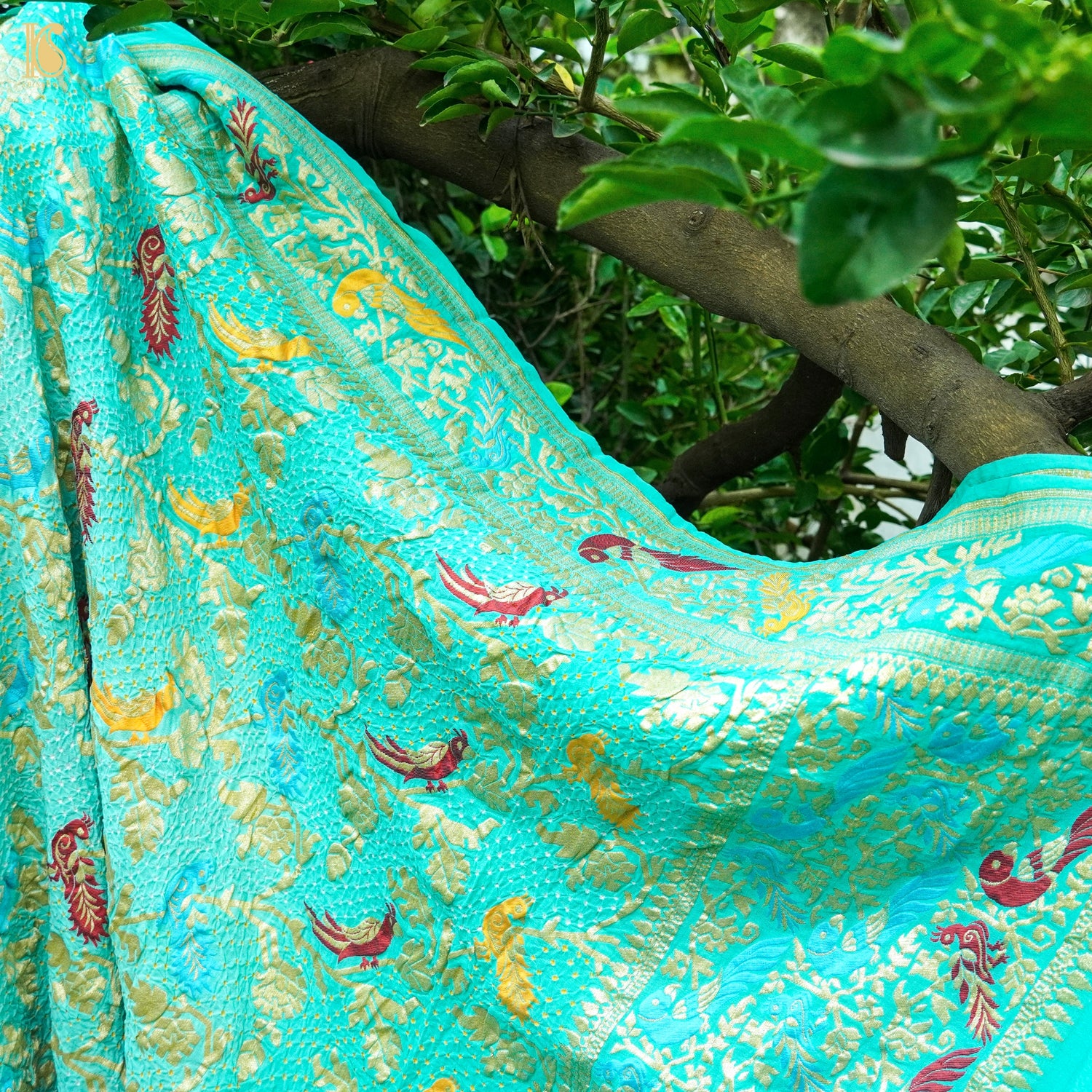 Turquoise Pure Georgette Handloom Banarasi Birds of Paradise Bandhani Dupatta - Khinkhwab