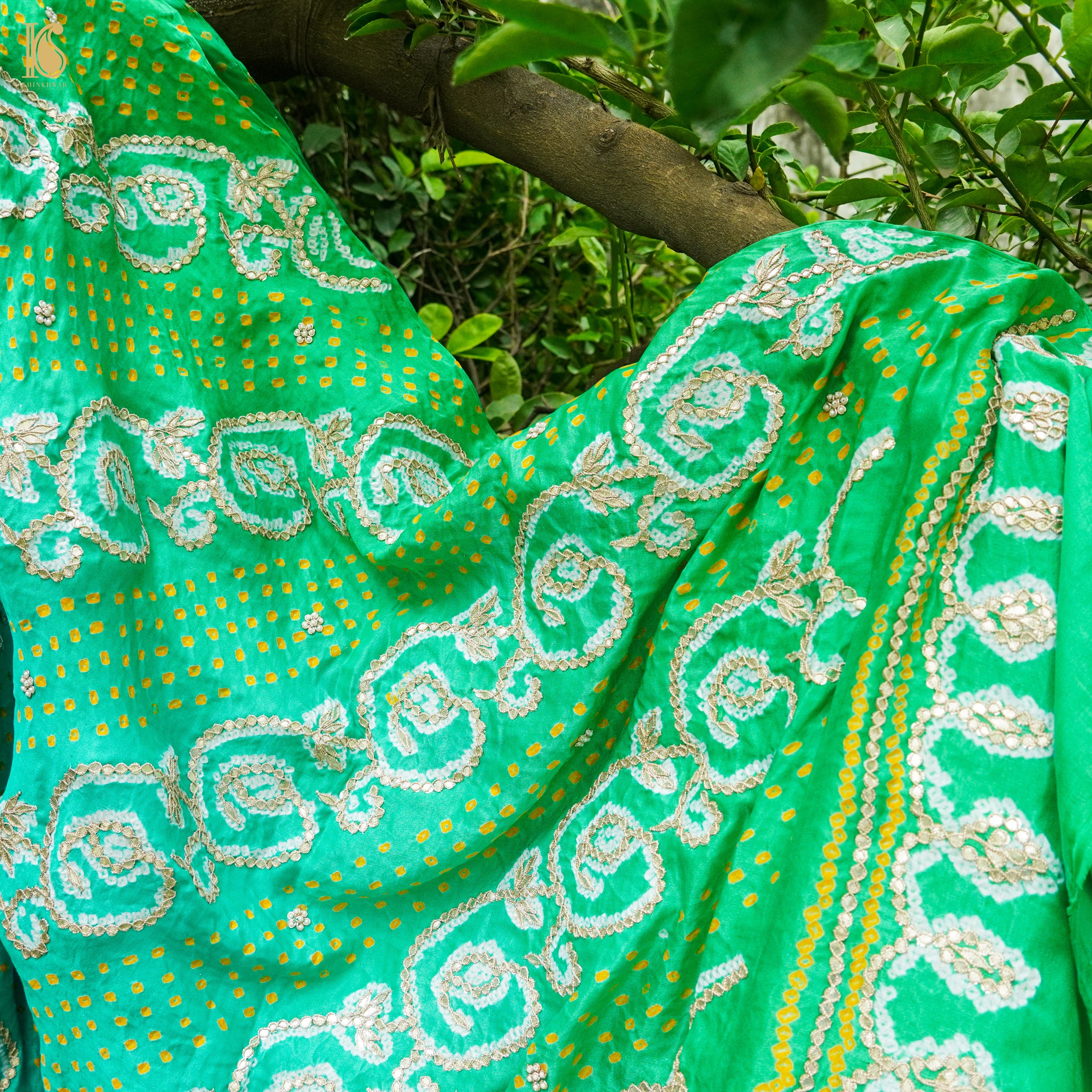 Green Gajji Silk Bandhani Gotta Patti Work Dupatta - Khinkhwab