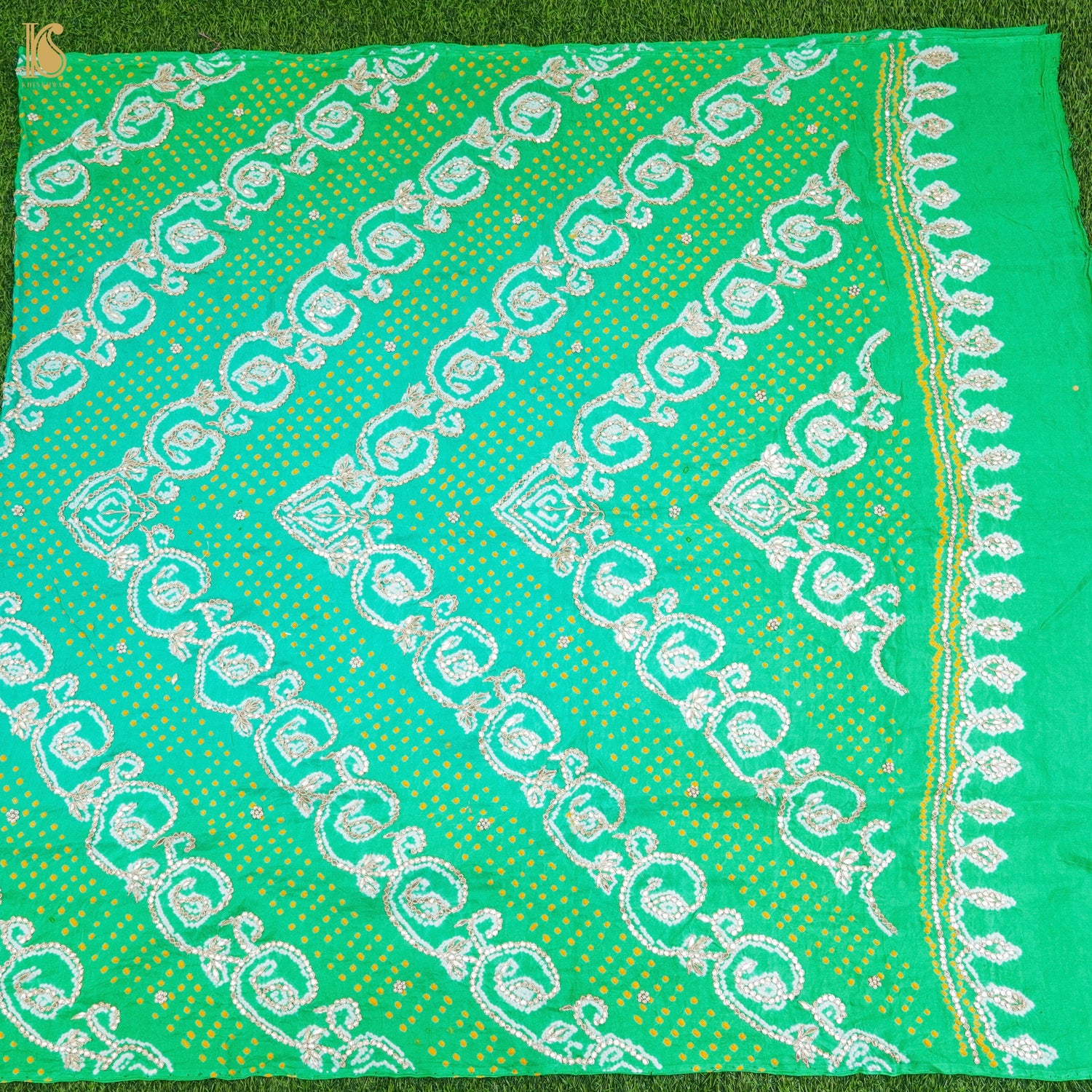Green Gajji Silk Bandhani Gotta Patti Work Dupatta - Khinkhwab