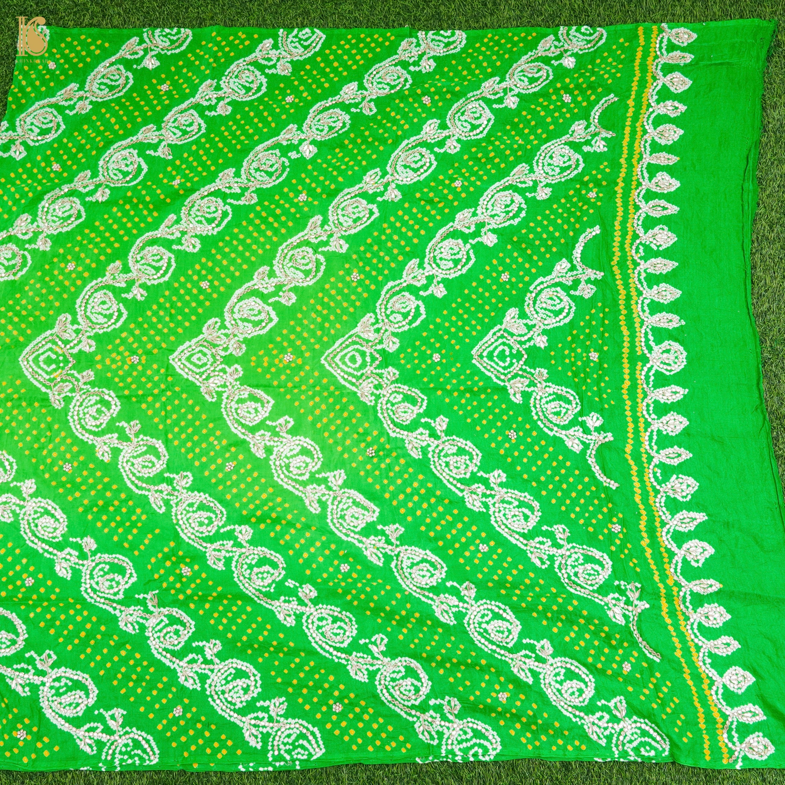 Green Pure Gajji Silk Bandhani Gotta Patti Work Dupatta - Khinkhwab