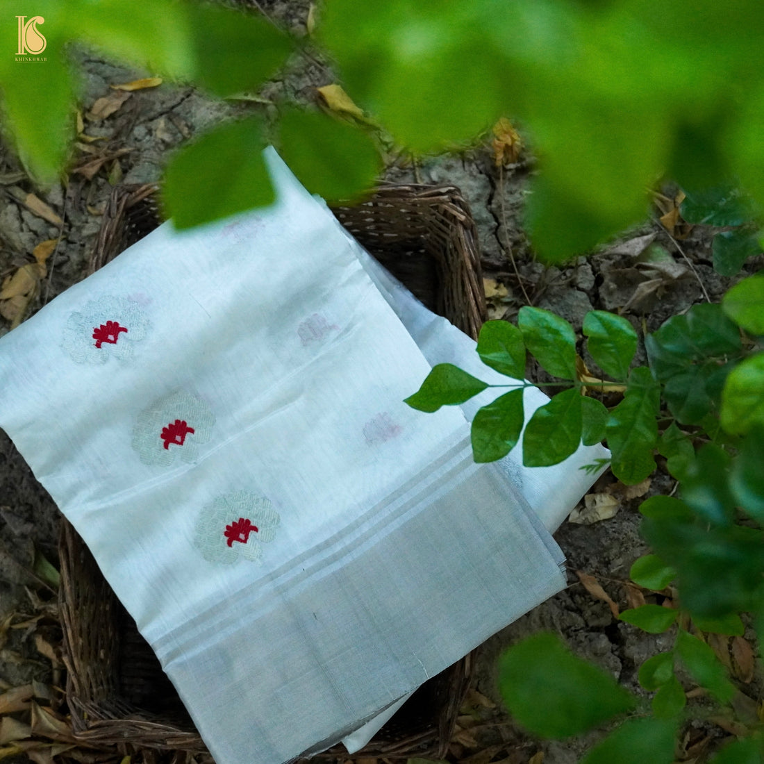 White Handwoven Pure Chanderi Meenakari Saree - Khinkhwab