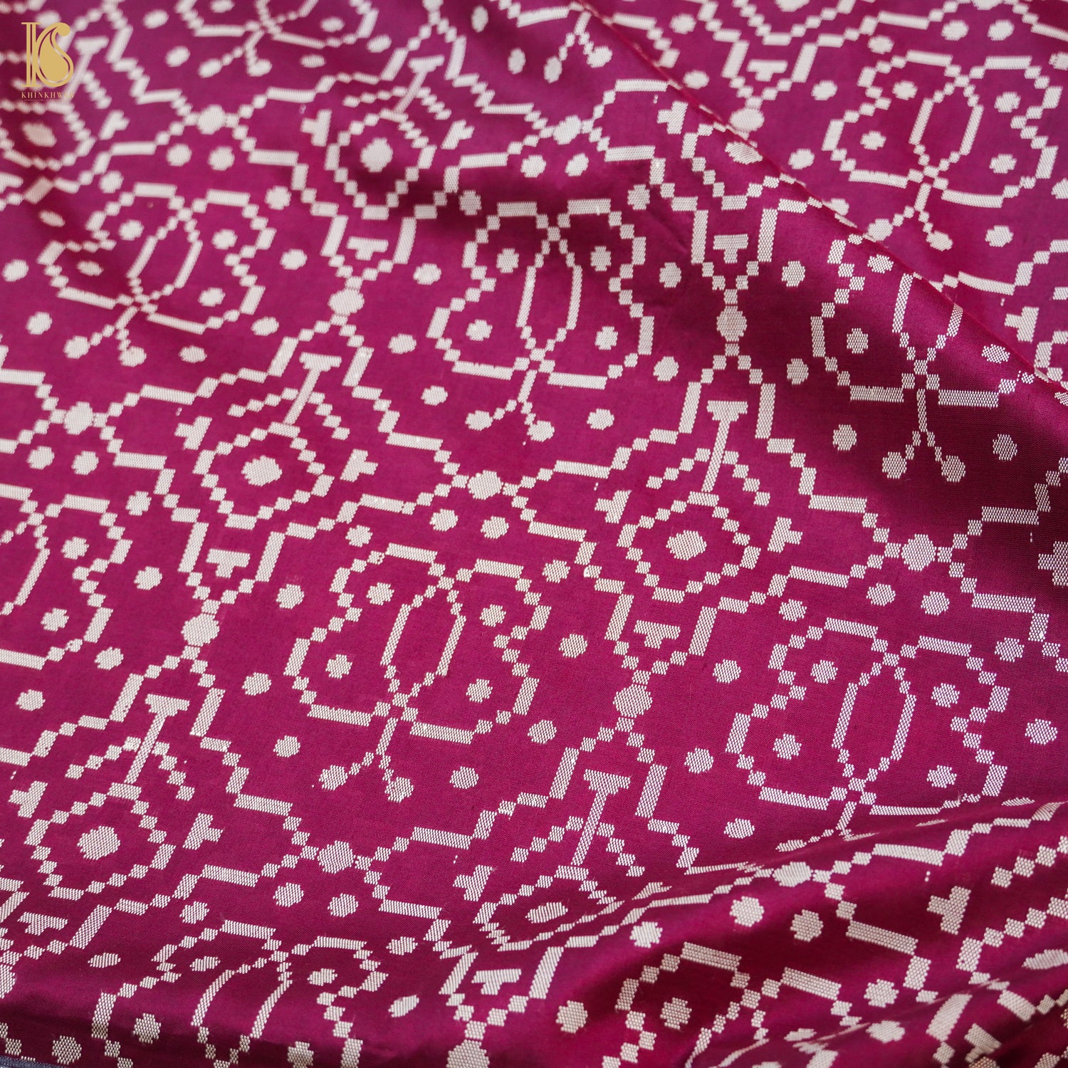 Mehroon Katan Silk Handloom Kadhiyal Brocade Banarasi Saree - Khinkhwab