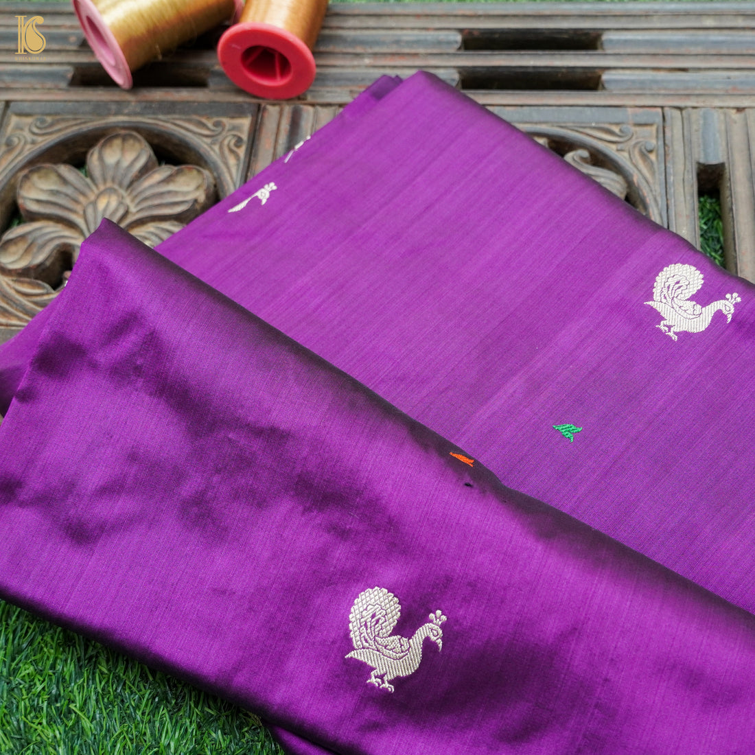 Orchid Purple Handwoven Pure Katan Silk Banarasi Peacock Kadwa Fabric - Khinkhwab