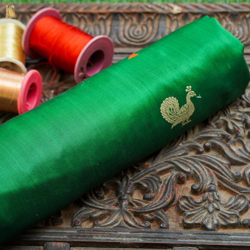 Pigment Green Handwoven Pure Katan Silk Banarasi Peacock Kadwa Fabric - Khinkhwab
