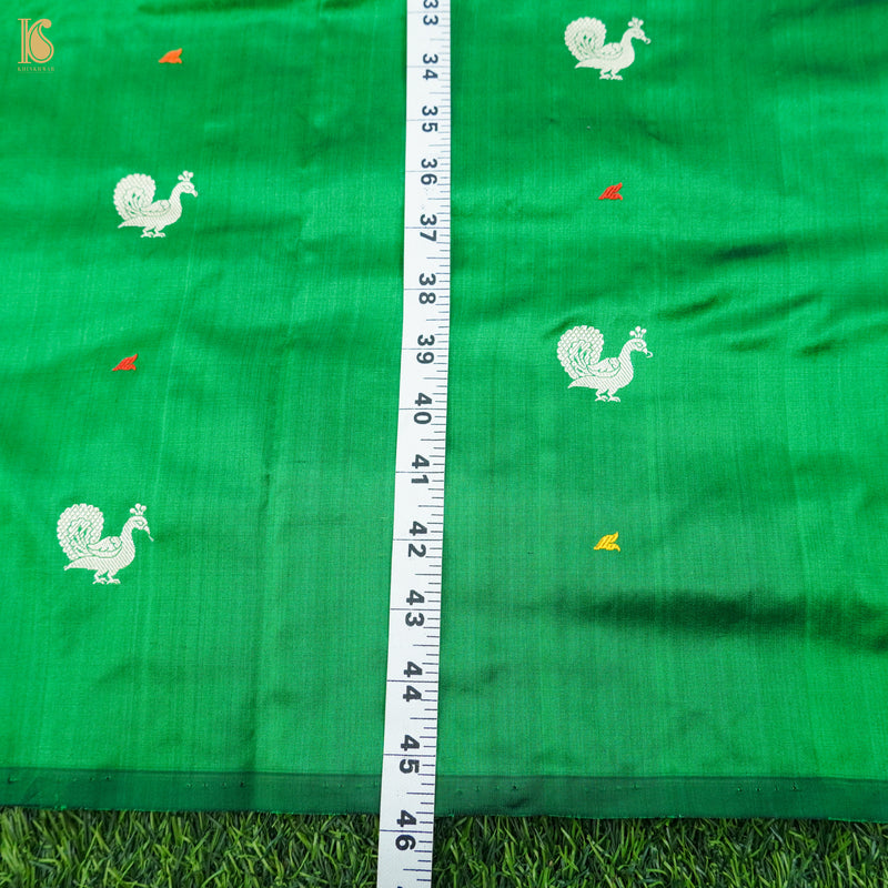Pigment Green Handwoven Pure Katan Silk Banarasi Peacock Kadwa Fabric - Khinkhwab