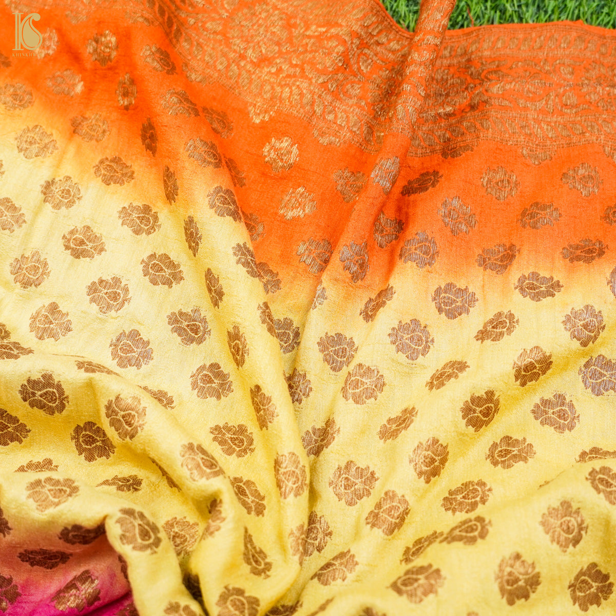 Tricolor Pure Moonga Silk Banarasi Stole - Khinkhwab