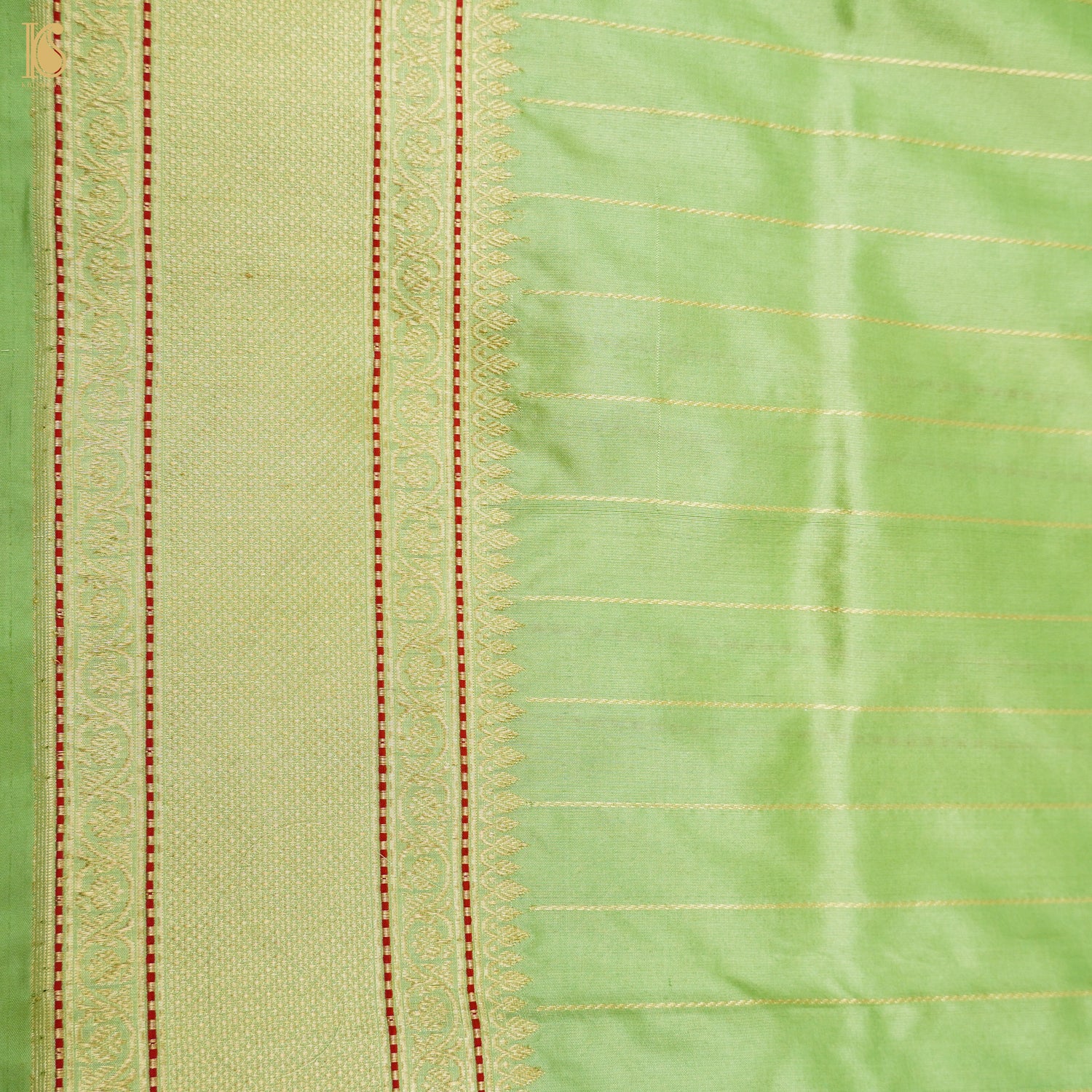 Caper Green Handloom Banarasi Pure Katan Silk Rangkat Kadwa Saree - Khinkhwab