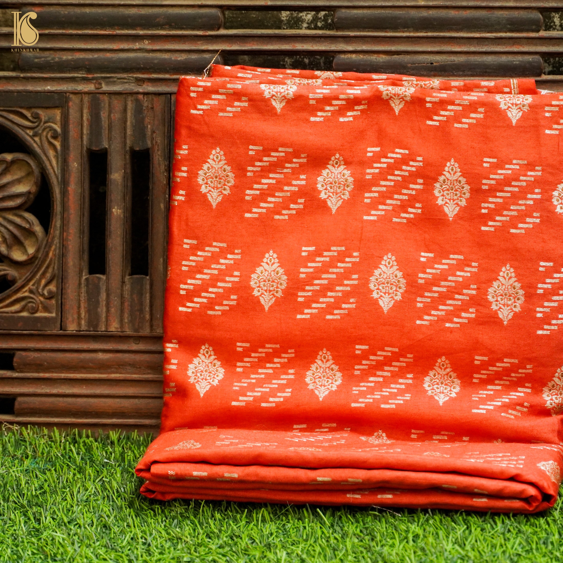 Red Pure Cotton Silk Banarasi Fabric - Khinkhwab